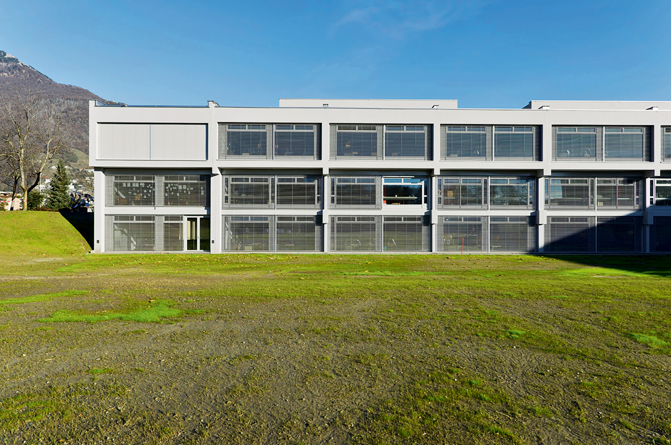 LANDS Architetture, Scuole medie di Gordola