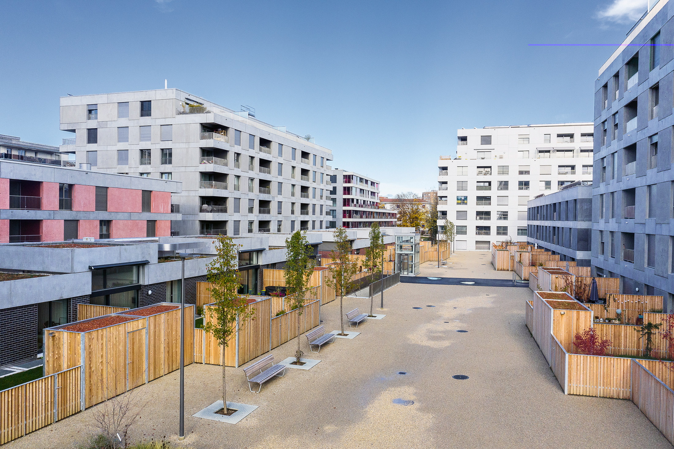 Mix sociale, architettura diversificata e interconnessione energetica: il nuovo quartiere Les Jardins du Couchant a Nyon unisce tutto questo.