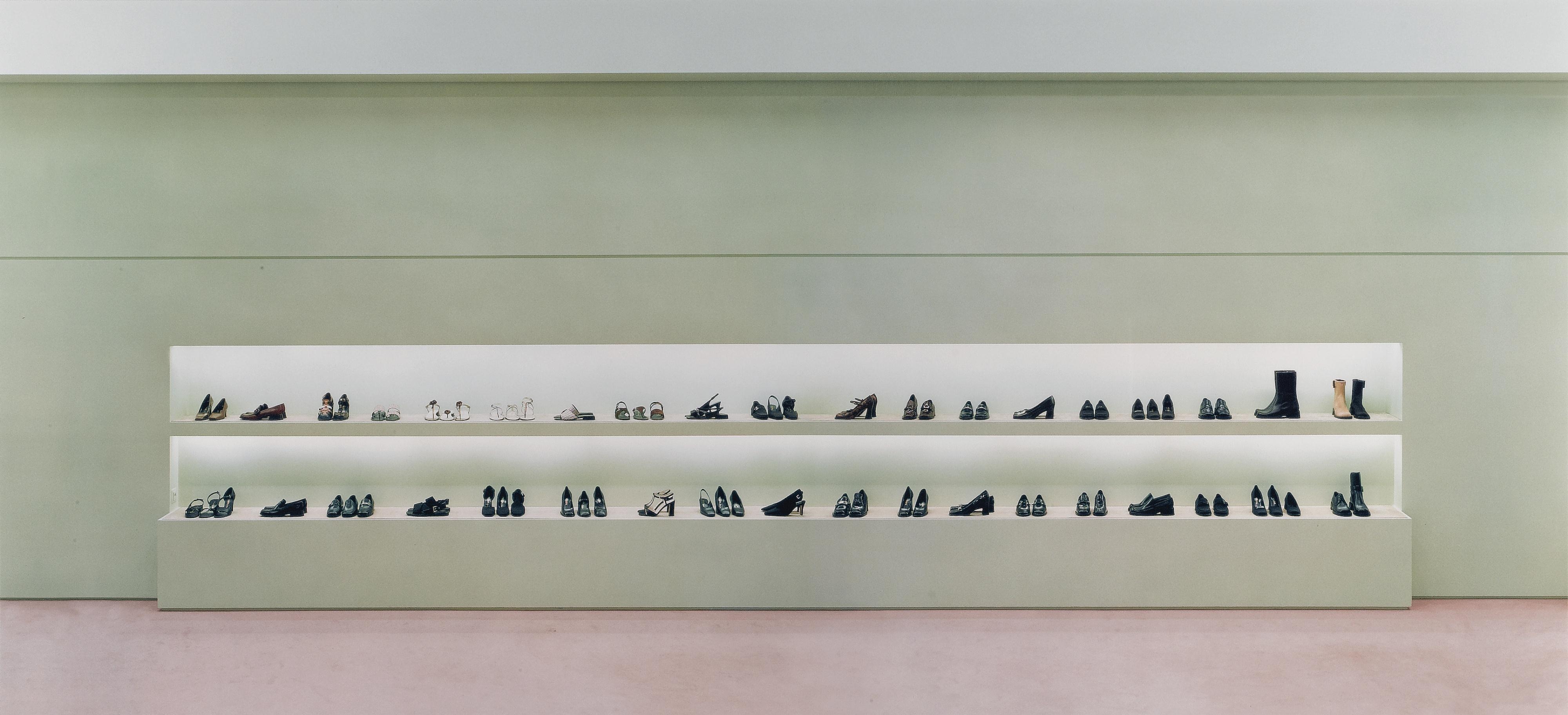 Andreas Gursky, Prada I, 1996