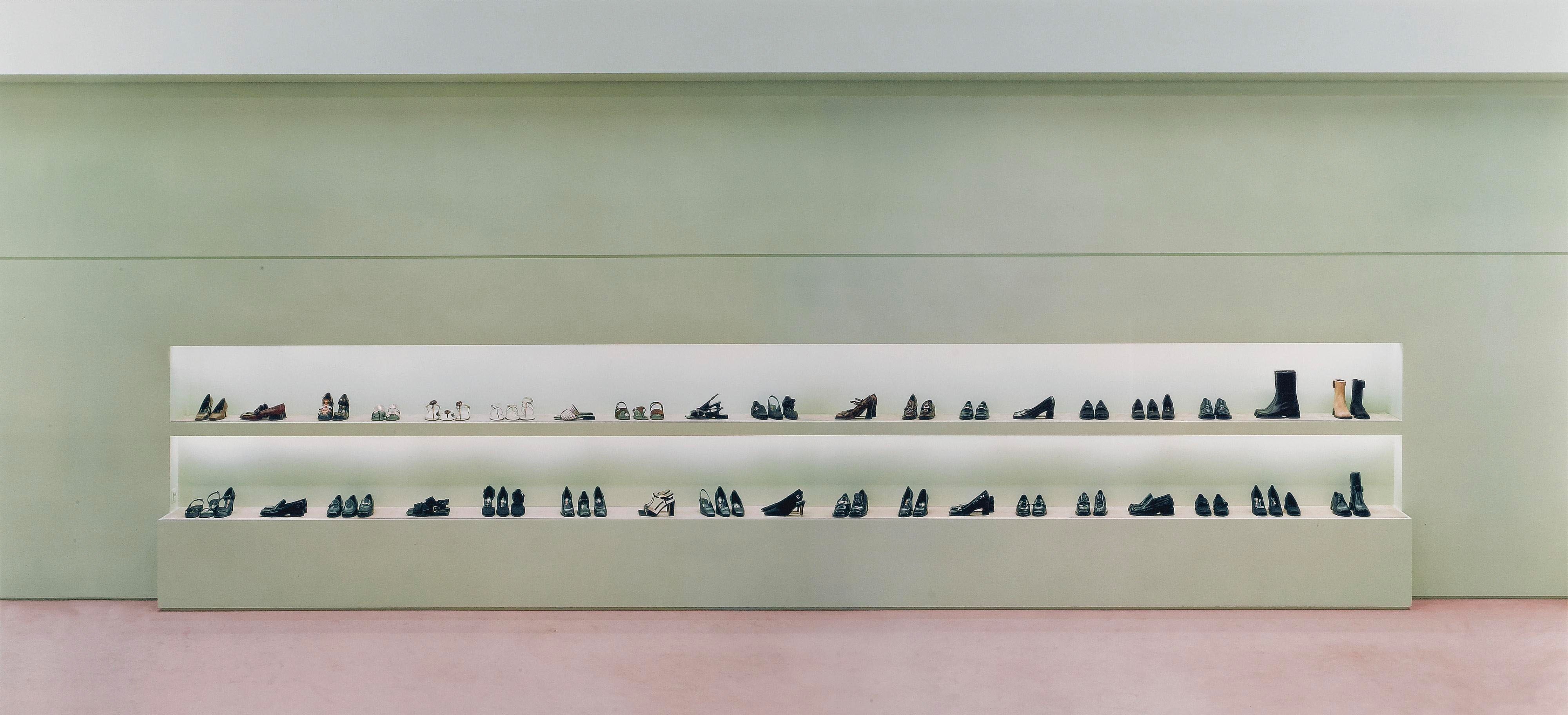 Andreas Gursky, Prada I, 1996
