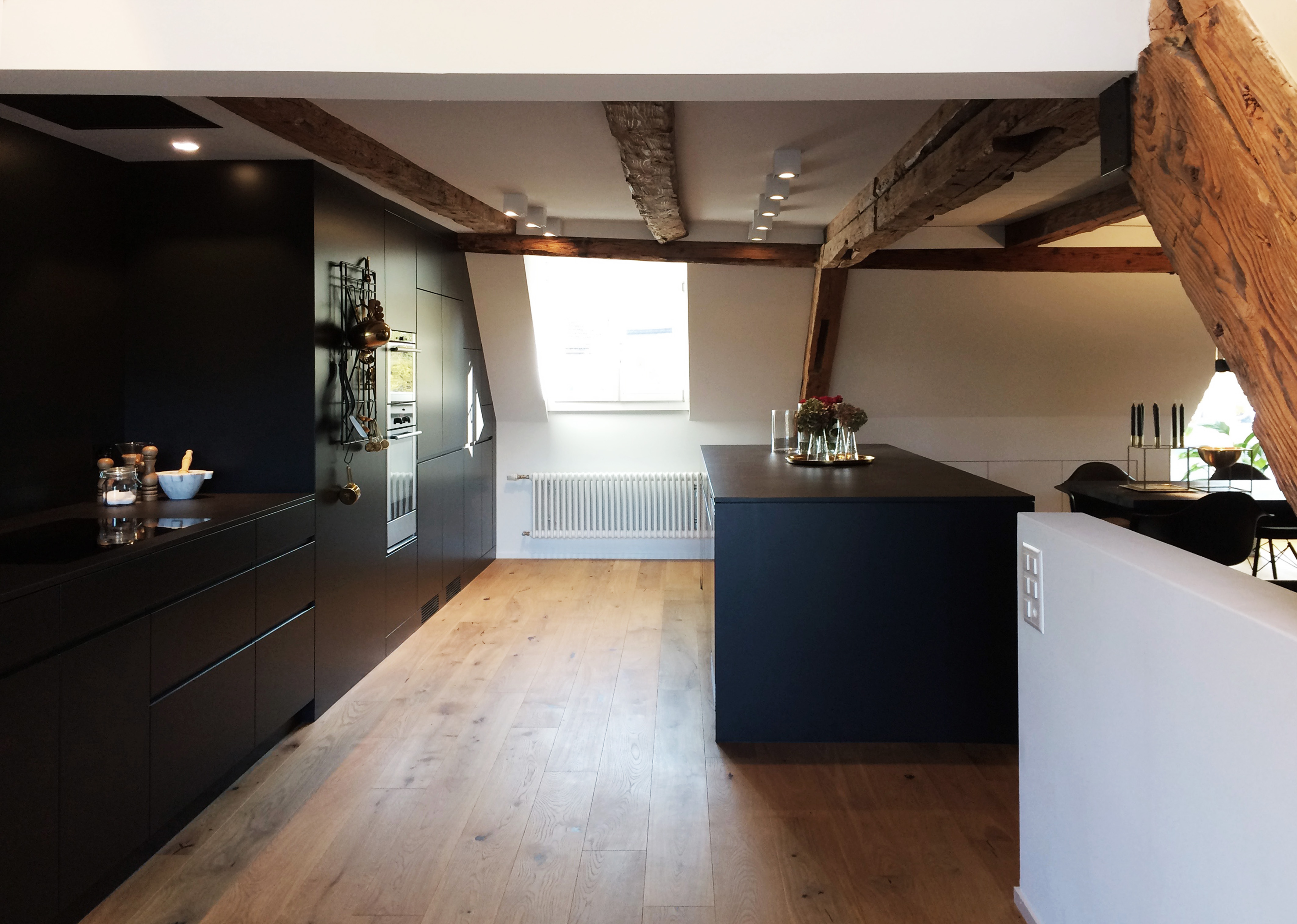 Swiss Kitchen Award, «Schönster Küchenumbau Fachjury: «Black is beautiful»