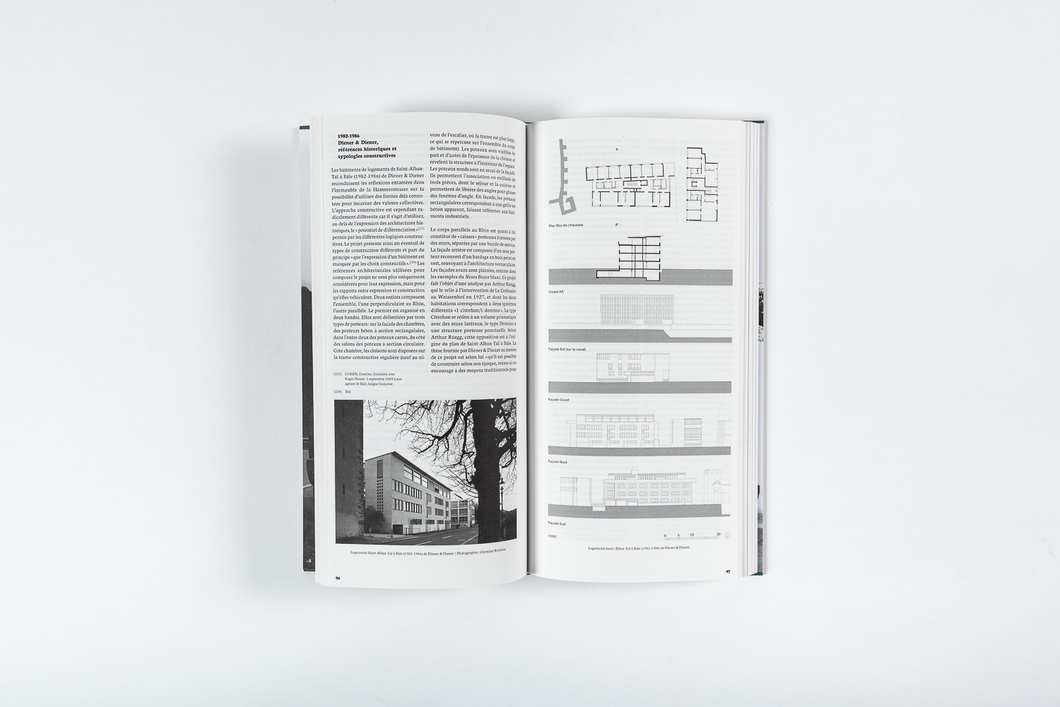 Pages intérieures du livre
