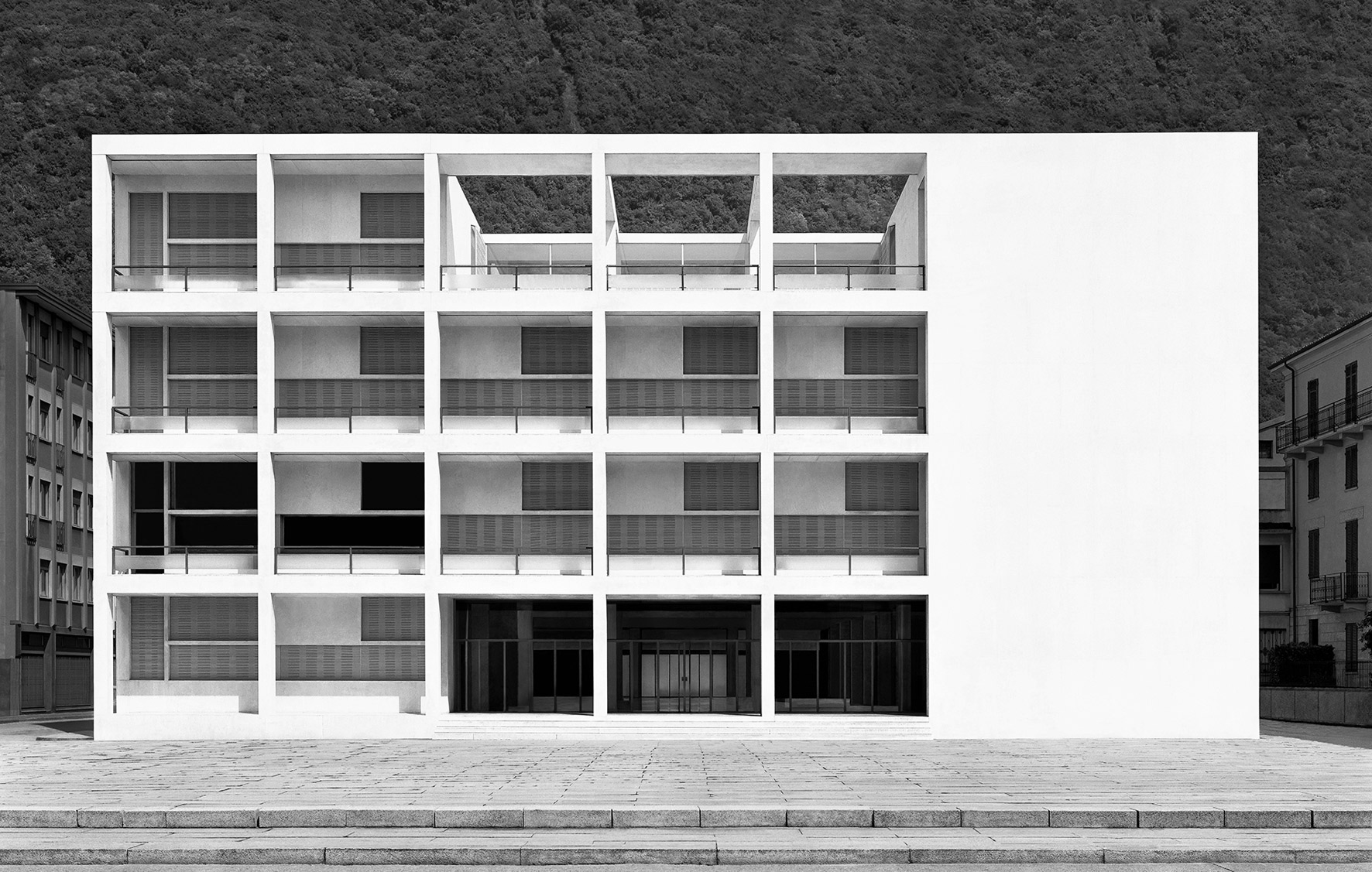 Senza Titolo, 2002, Casa del Fascio, Como, Italia, Giuseppe Terragni