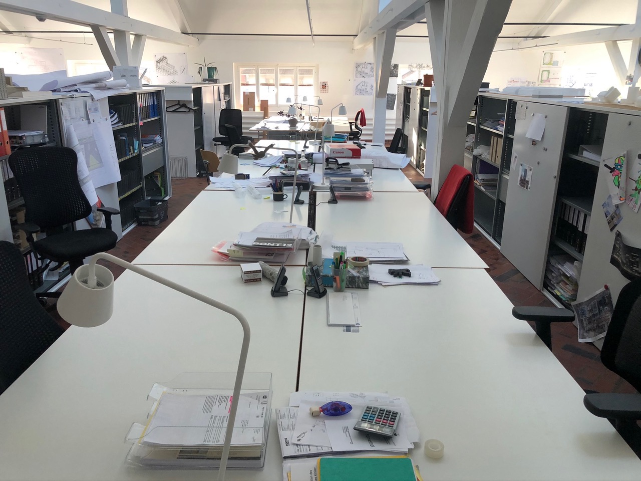 Les bureaux vides de Pont12