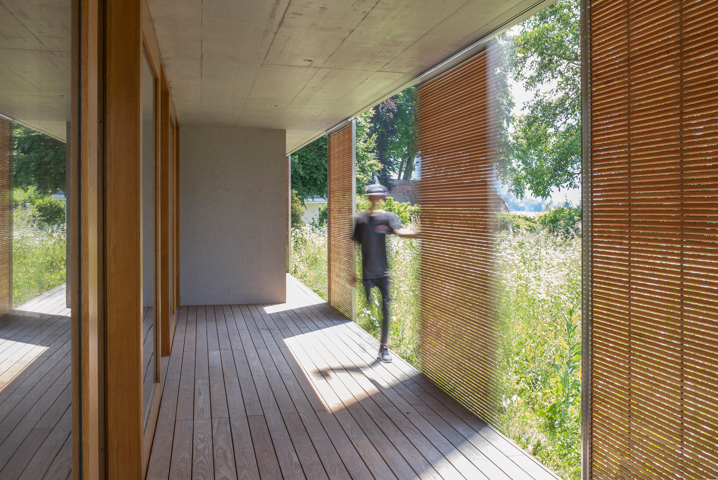 Photo lauréate du concours issu du partenariat 2019 entre les Journées SIA et le Centre d’enseignement professionnel de Vevey (CEPV). Résidence d’artistes La Becque, La Tour-de-Peilz (VD), architectes: Pont12 architectes