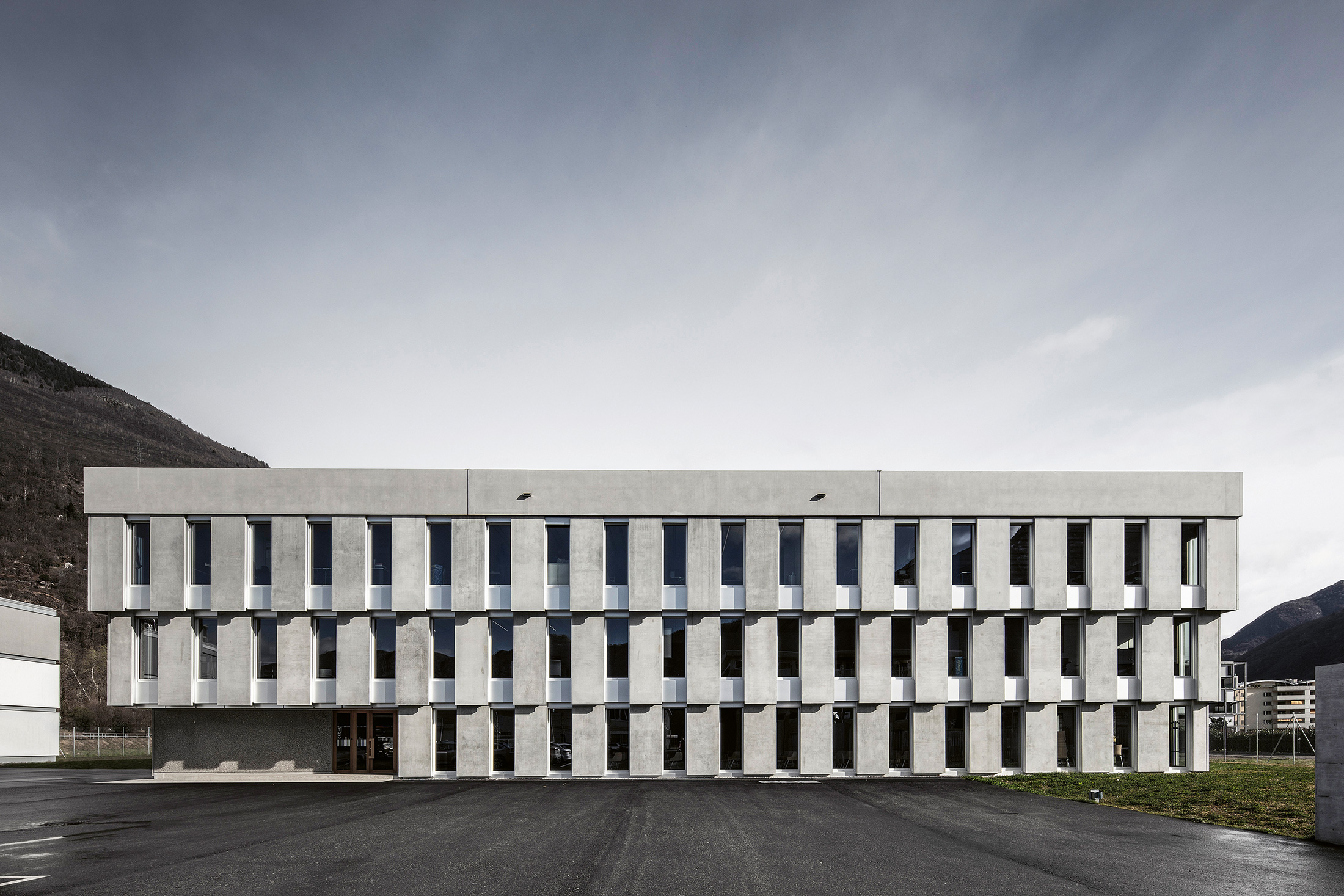 Tocchetti Pessina, Centrale operativa della Polizia cantonale CECAL, Bellinzona
