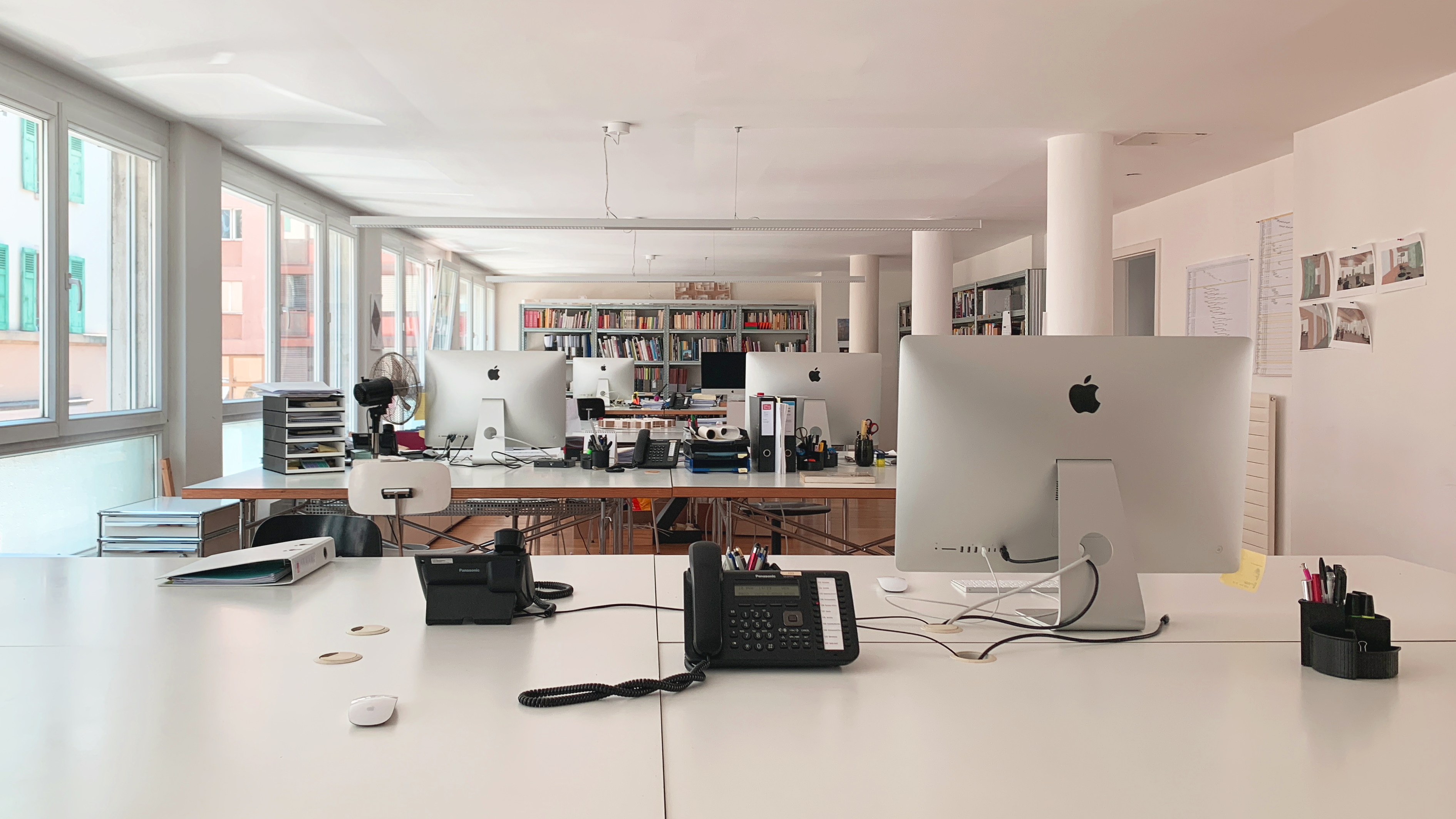 Bonhôte Zapata architectes. Vue du bureau à Genève, avril 2020