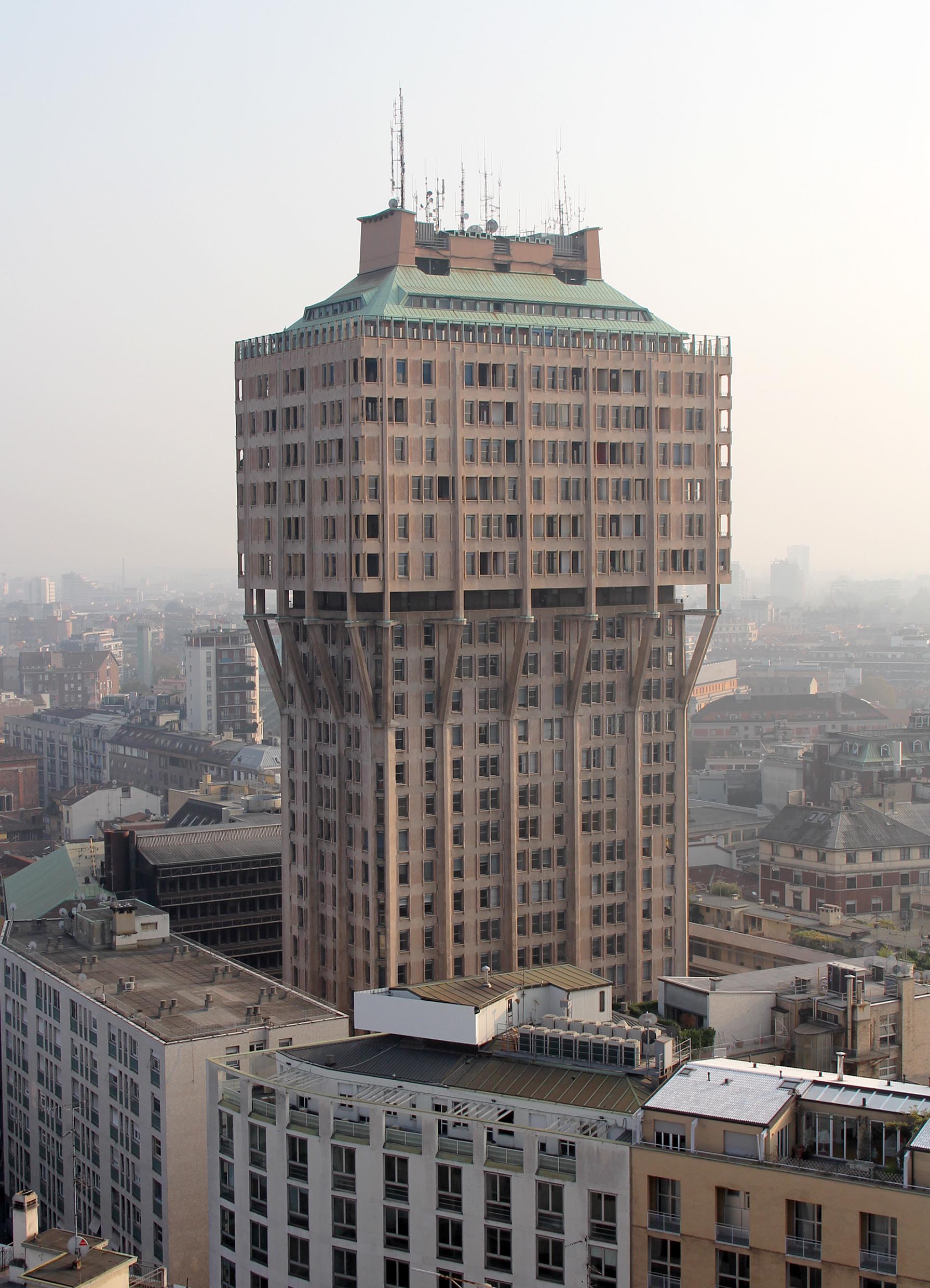 BBPR, Torre Velasca, Milano (1951-1958)