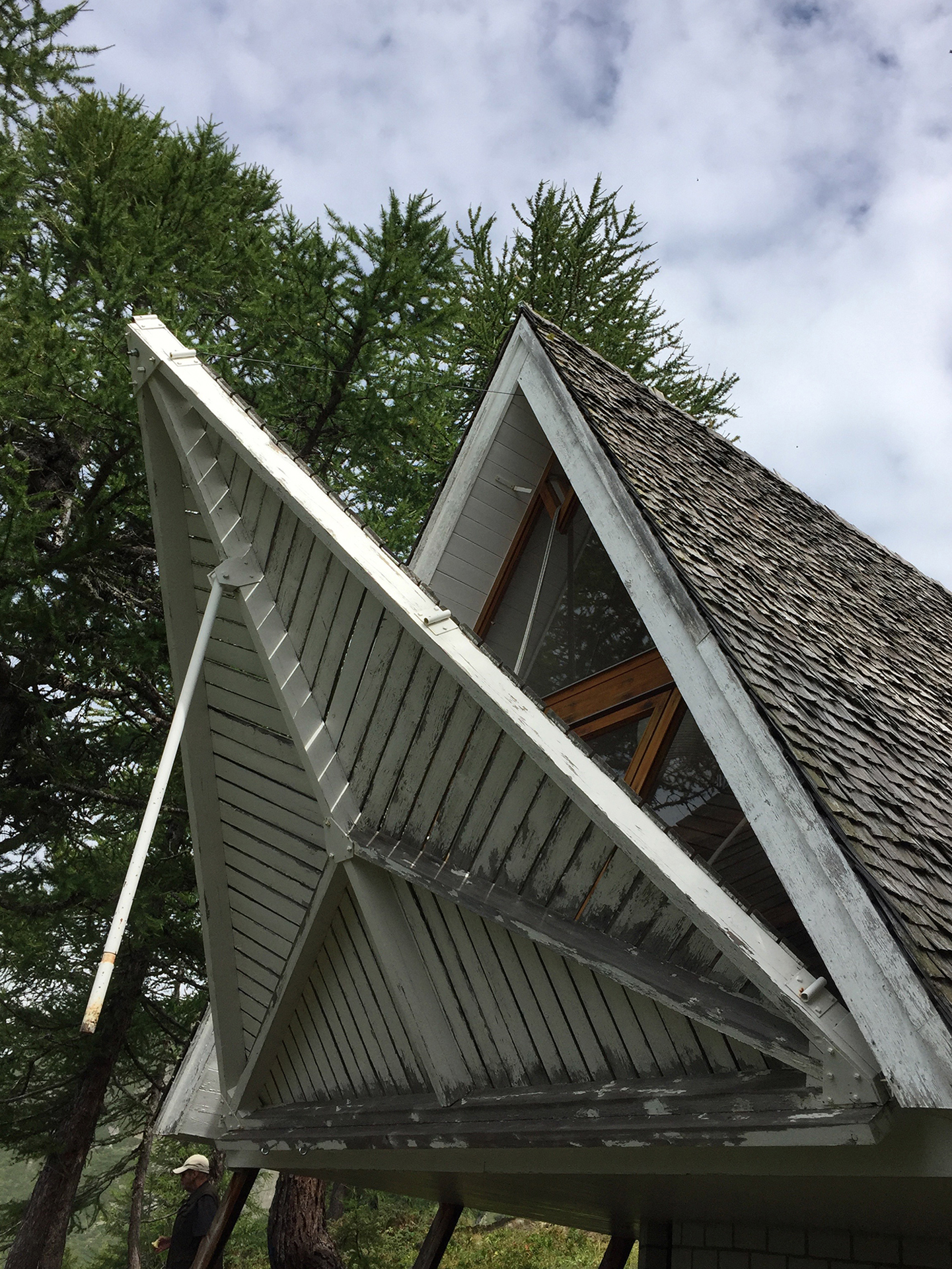 Trigon Haus_Hochziehen der Terrasse