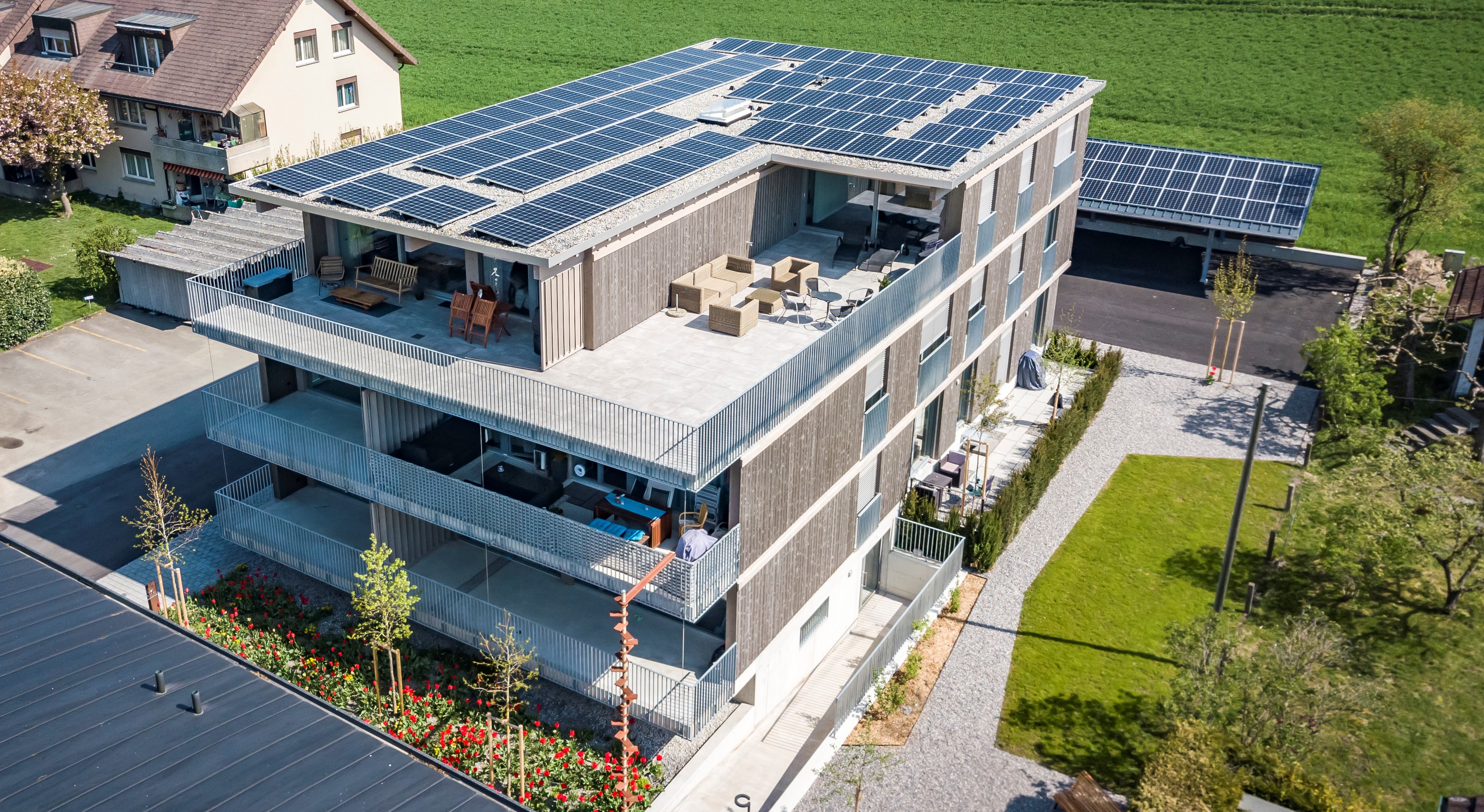 CATEGORIA B: EDIFICI – Diplomi per edifici a energia positiva – Immobile a energia positiva 252% Lüthi, Urtenen-Schönbühl (BE)