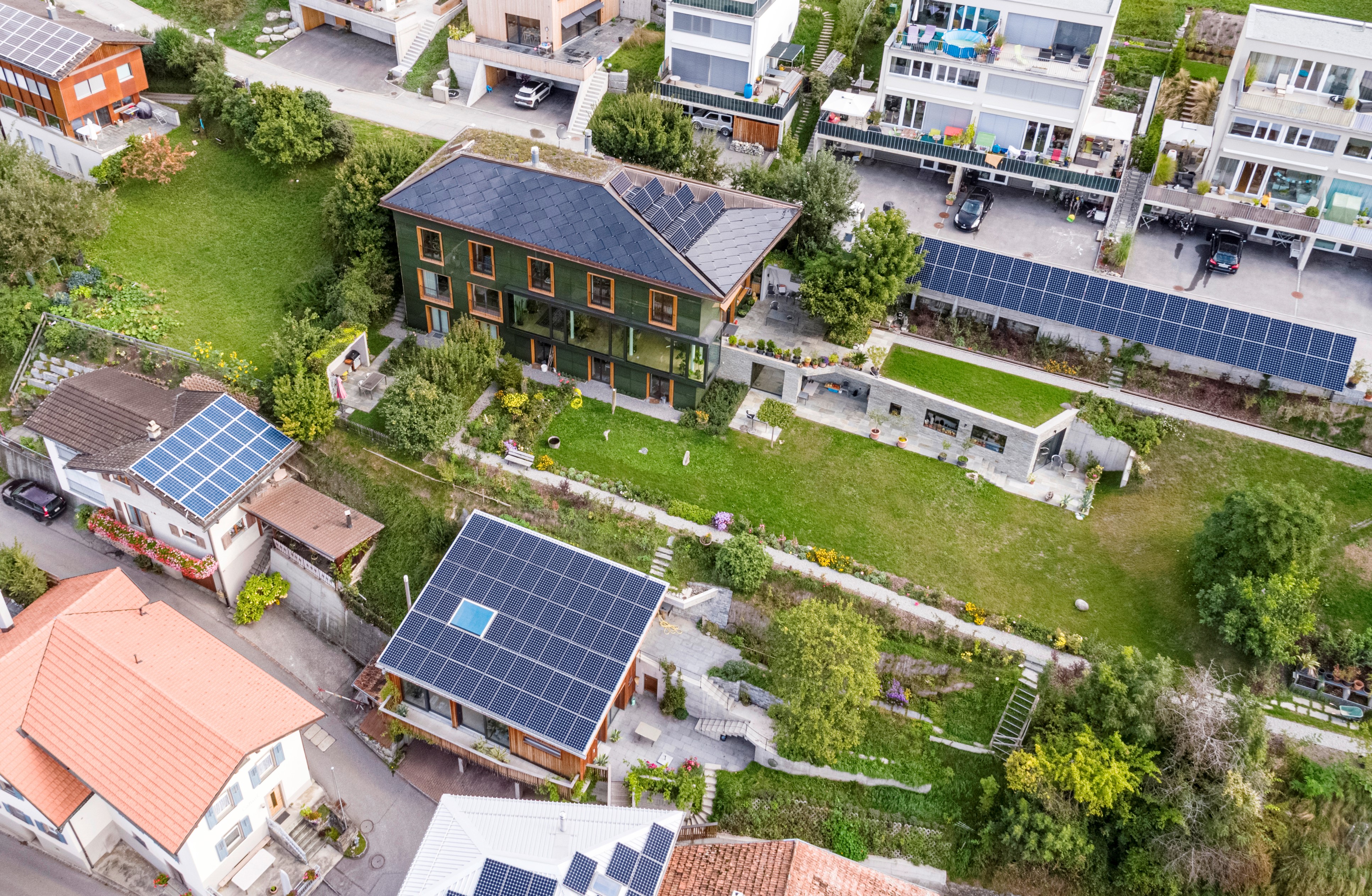 CATEGORIA B: EDIFICI – Diplomi per edifici a energia positiva – Immobile Areal a energia positiva 174% Rüttimann, Tomils (GR)
