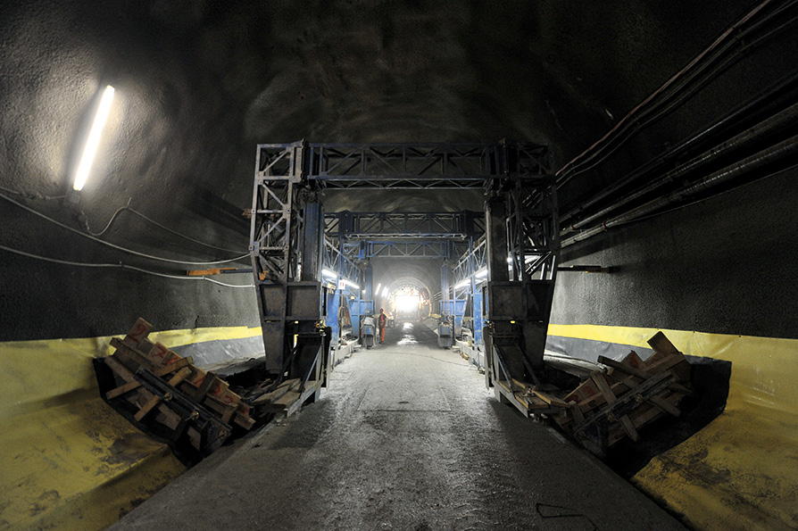 Fasi esecutive relative alla costruzione della sezione.
