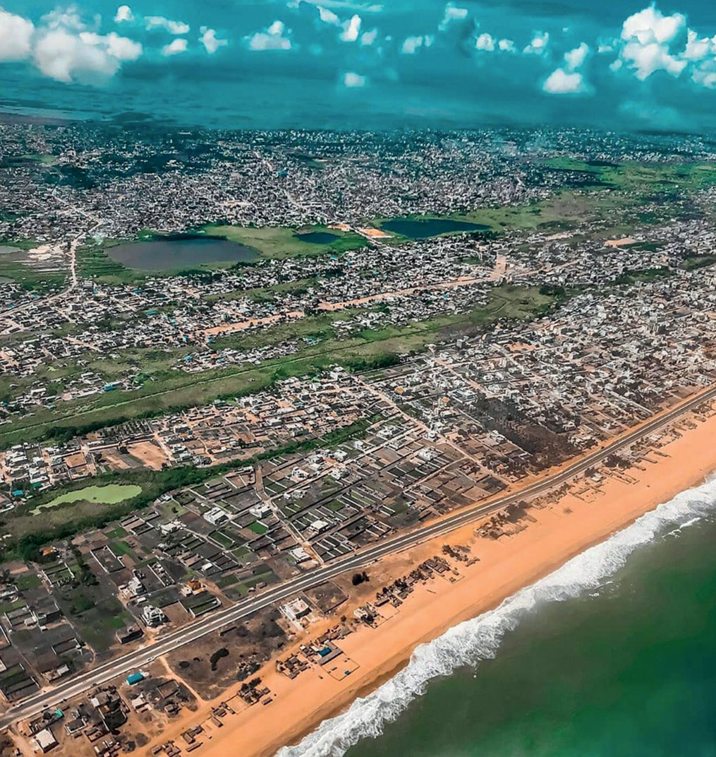 Vue aérienne du corridor urbain, lagune de Cotonou, 2018