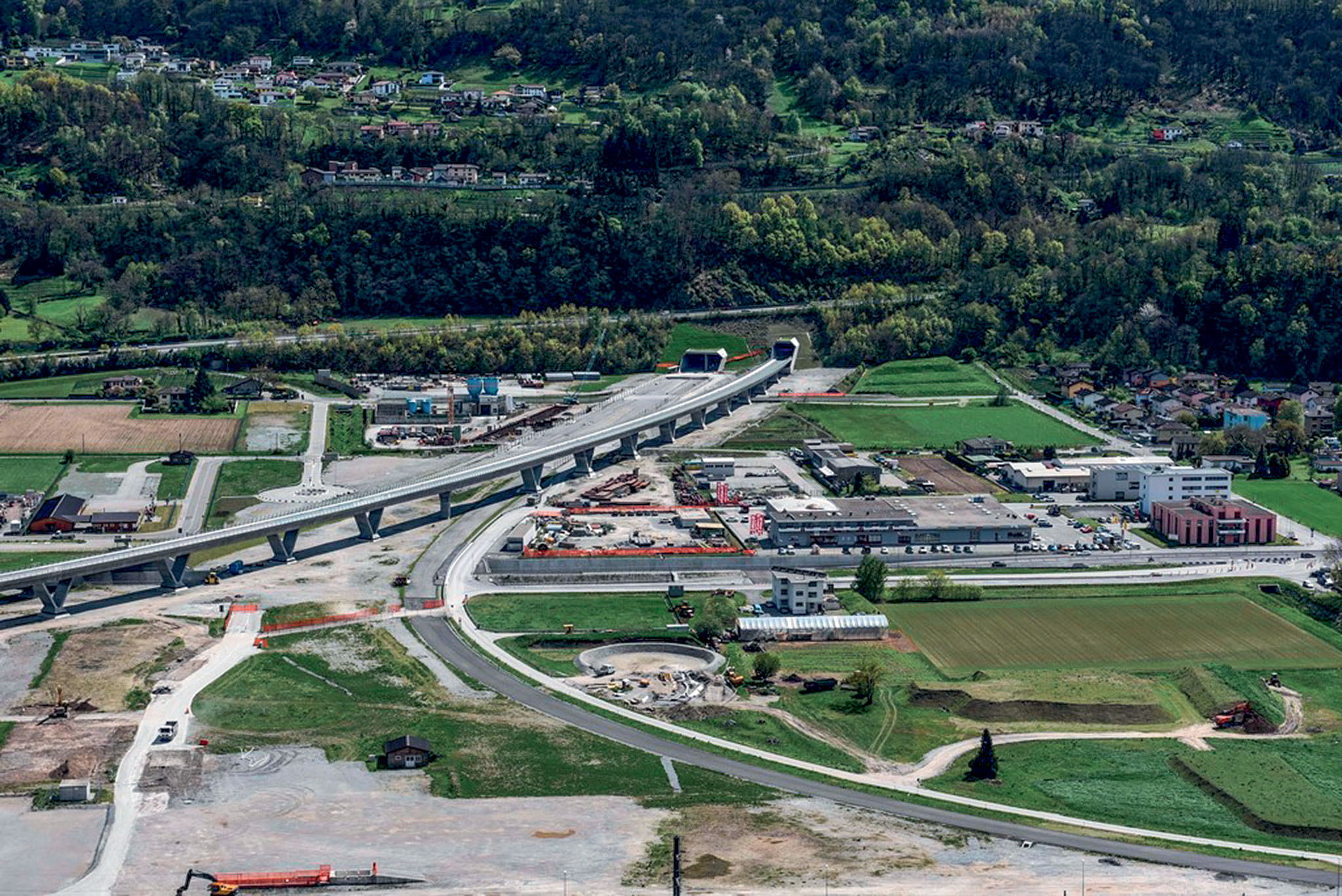 Portail nord de Camorino-Vigana en 2017