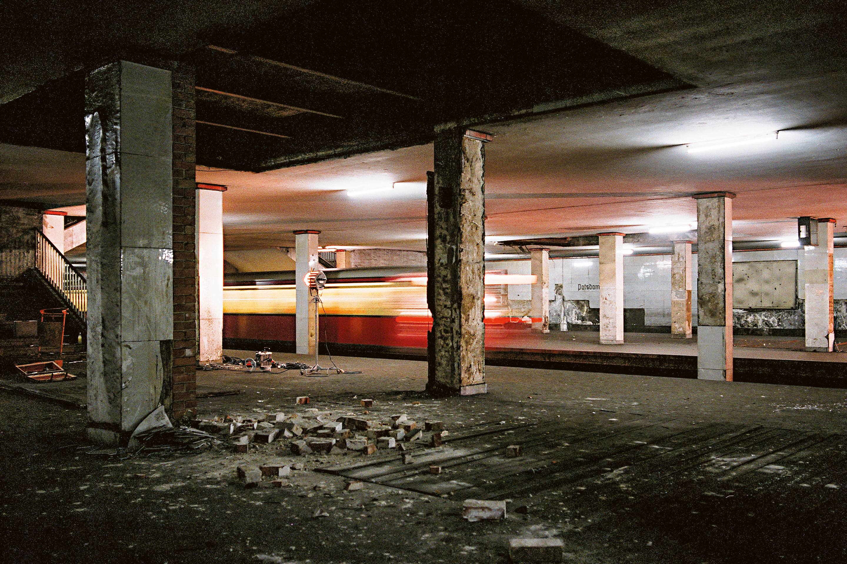 Geisterbahnhof