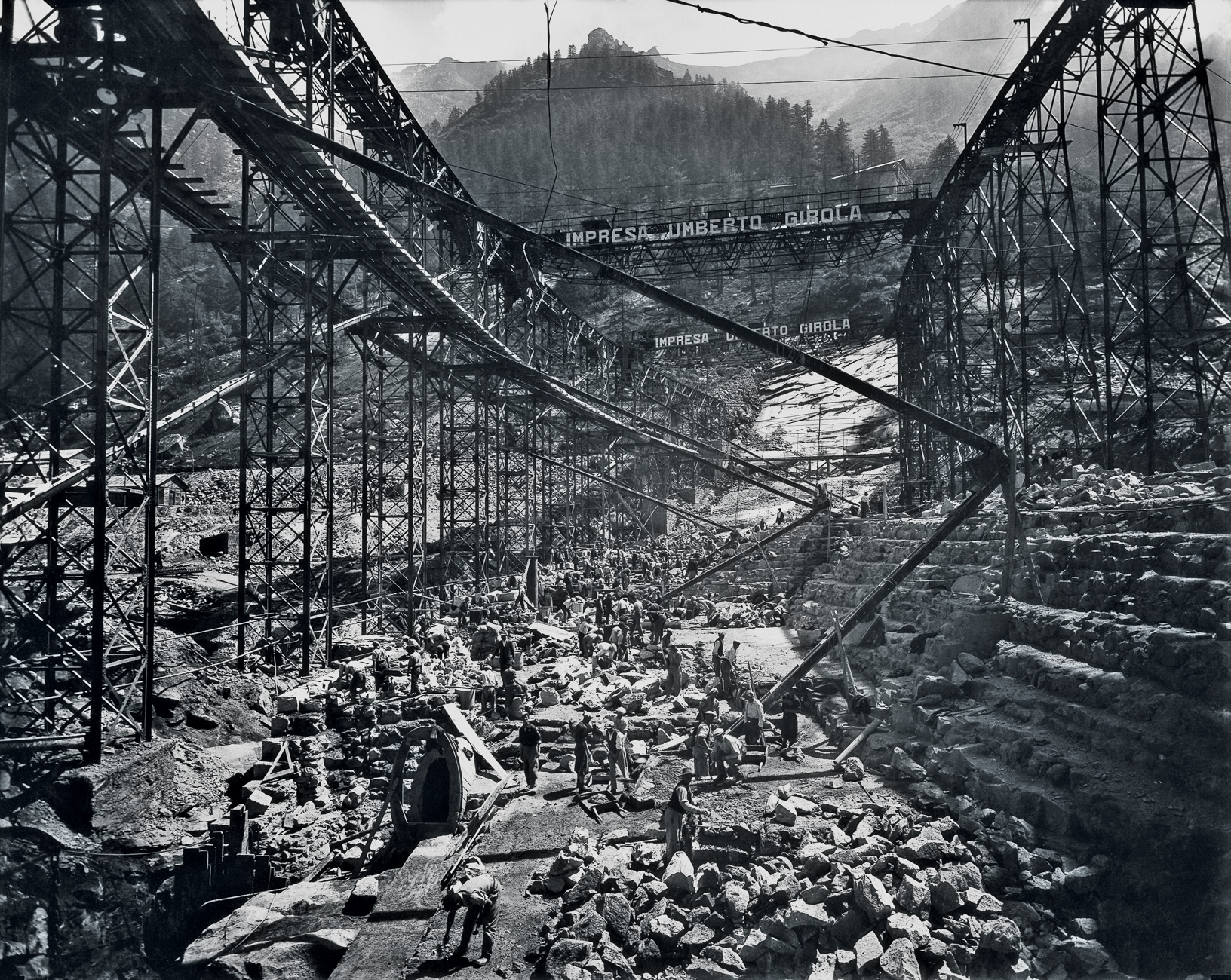 Diga di Agaro, 1937