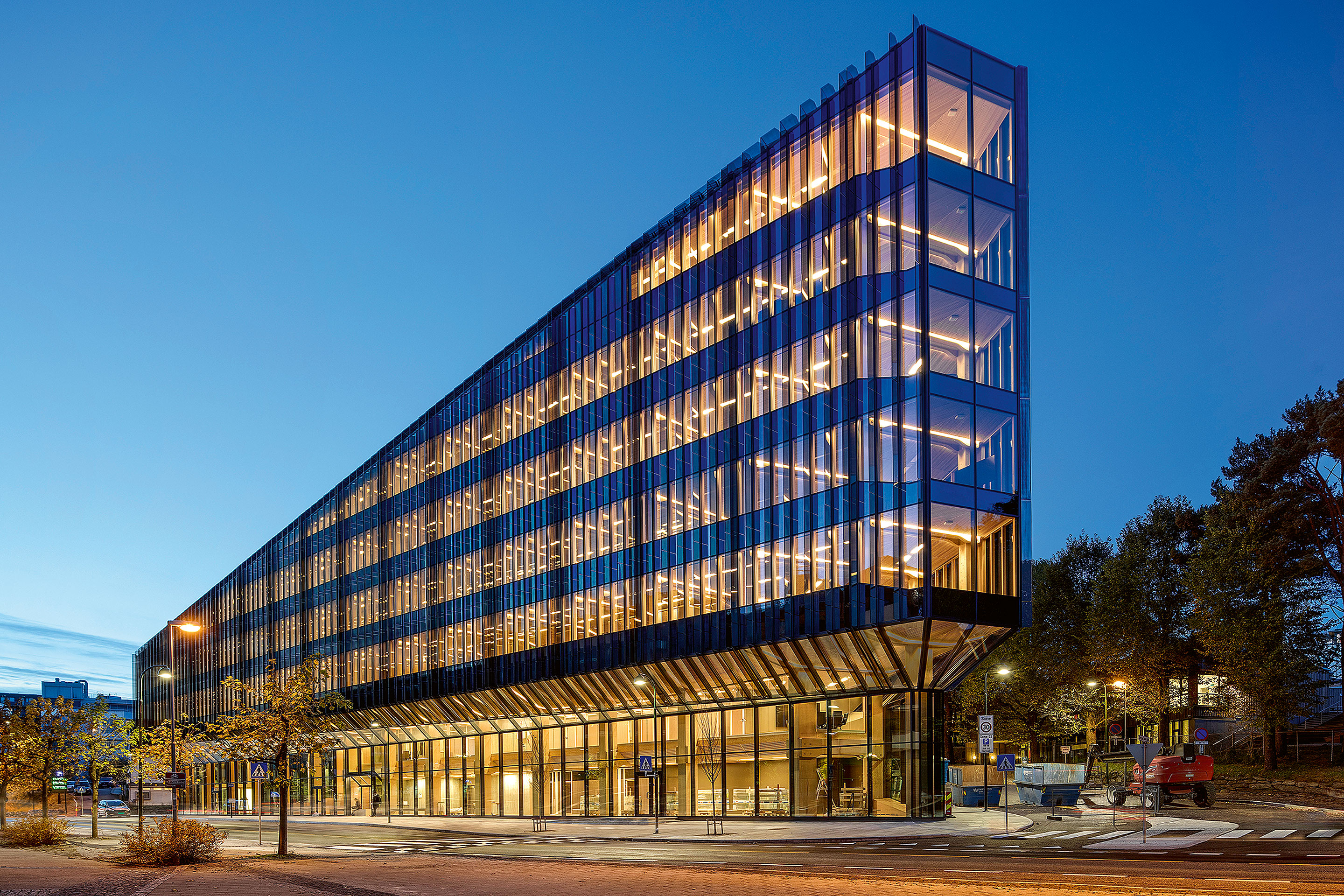 SpareBank-Stavanger-Hermann Blumer-2