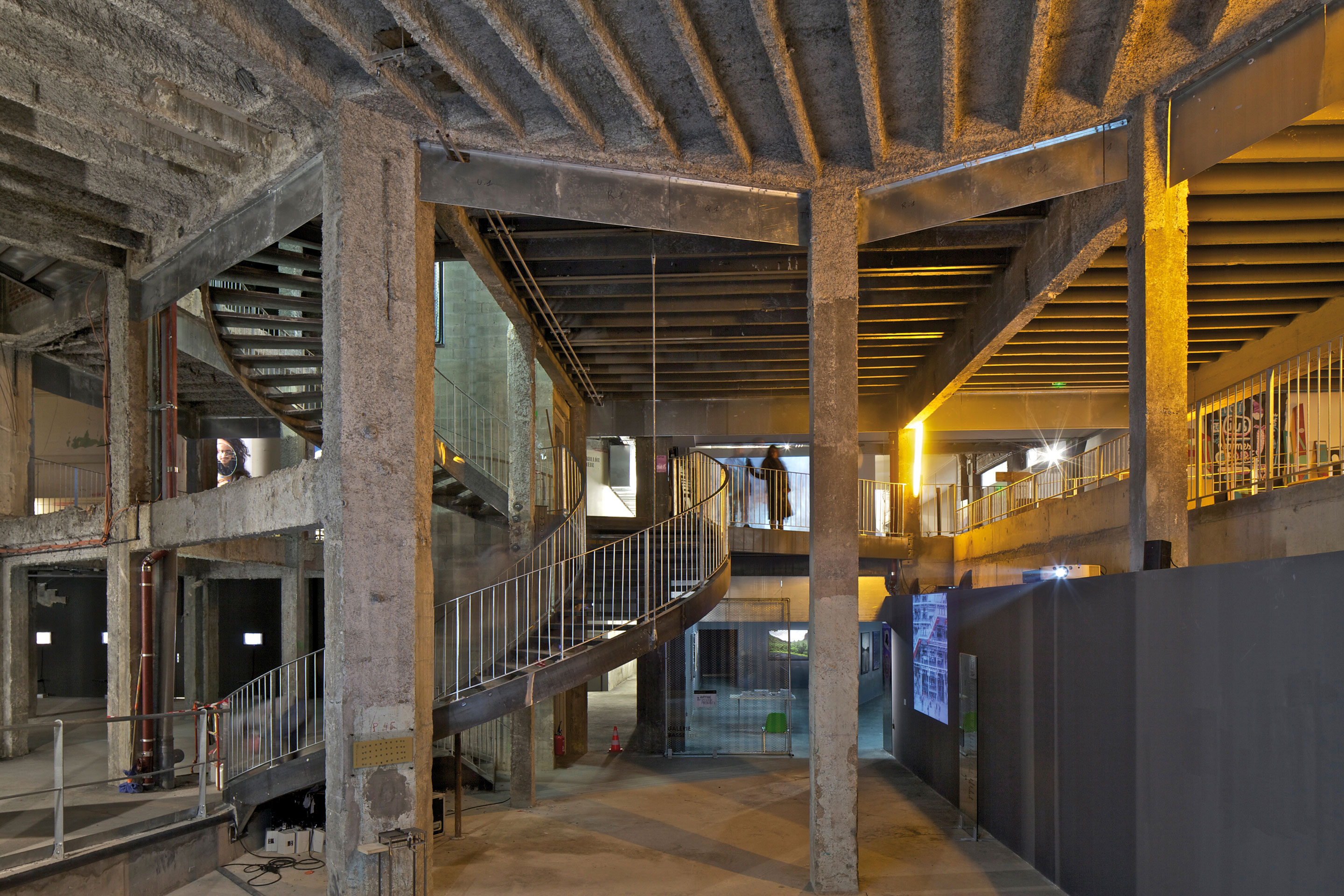 Spazio per la creazione contemporanea, fase 2, Palais de Tokyo, Parigi, 2012