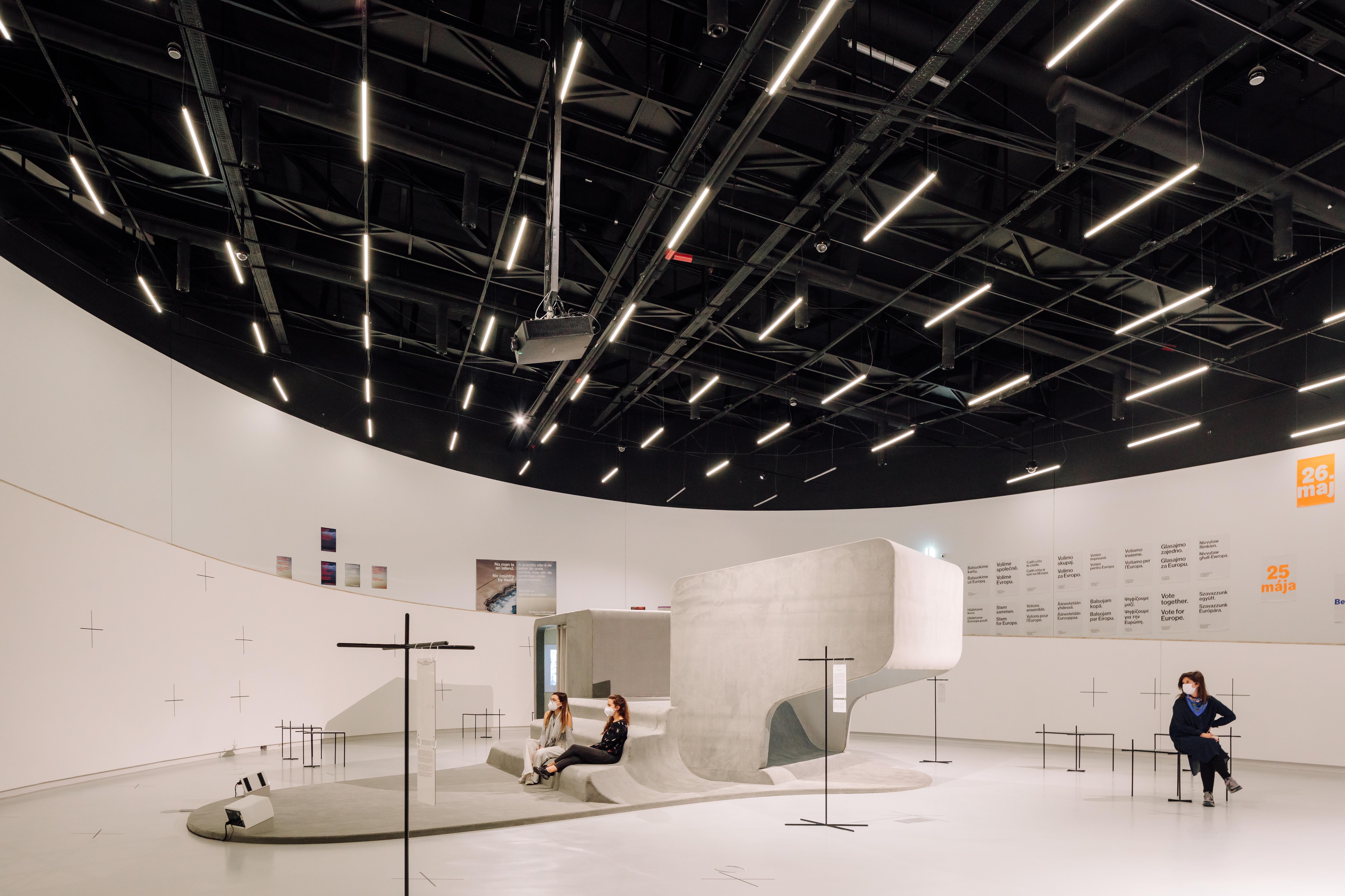 X IS NOT A SMALL COUNTRY, conception de l'exposition au MAAT, 2021, Lisbonne