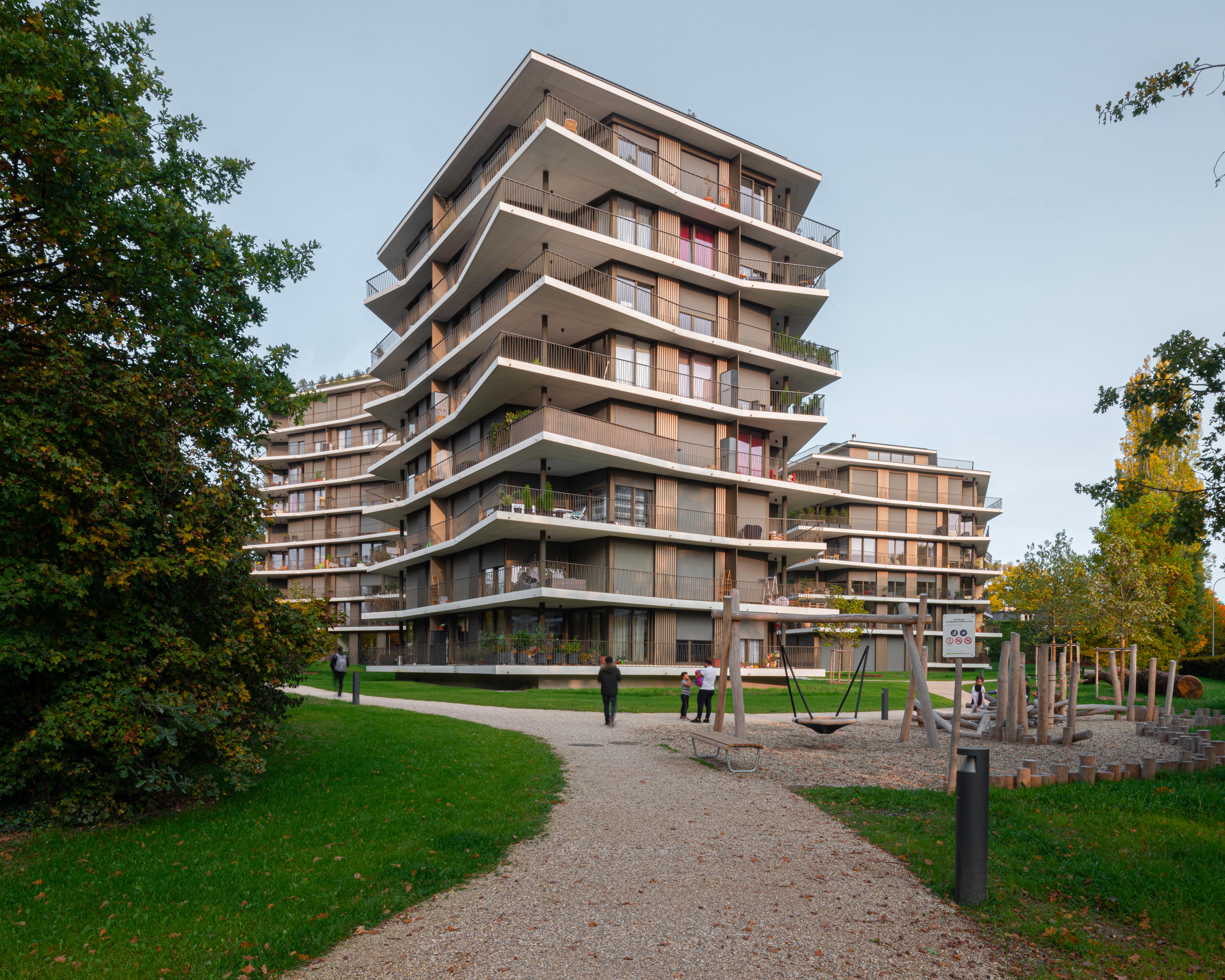 Les logements de La Gradelle - Vue depuis l'angle des chemins de la Tulette &amp; de La Gradelle