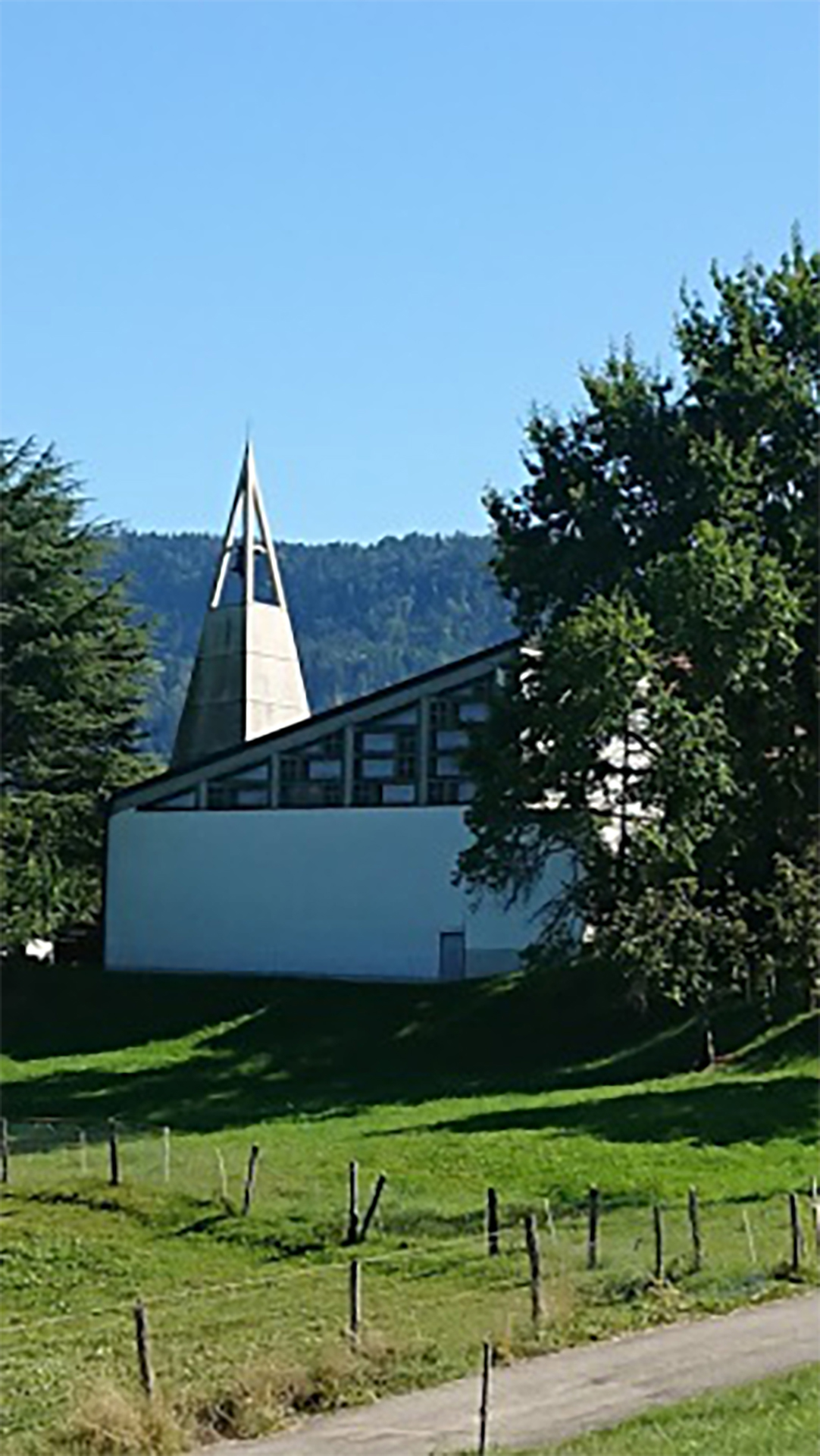 Jeanne-Bueche-Chapelle-Vellerat-Aussen