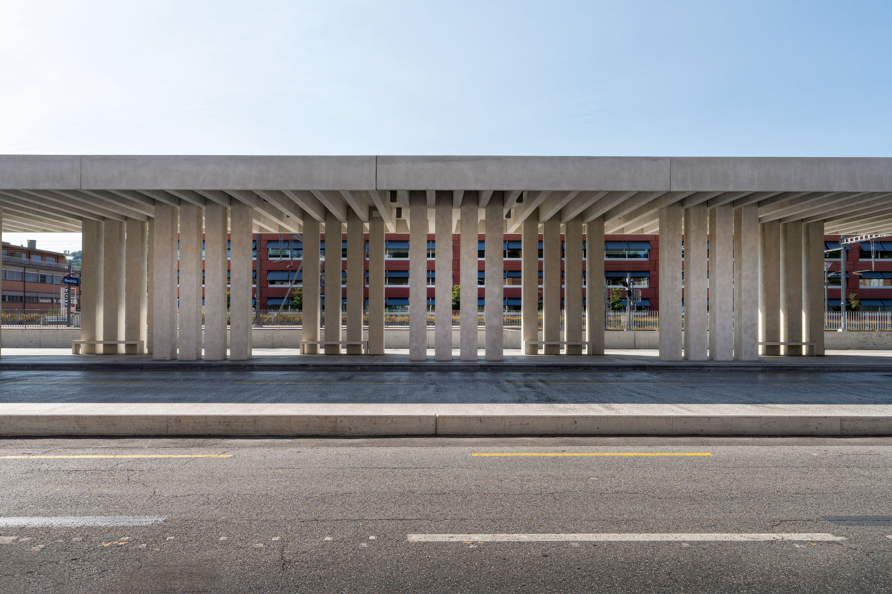 Il nodo intermodale di Mendrisio (2014-2021) di Bassi Carella Marello Architectes