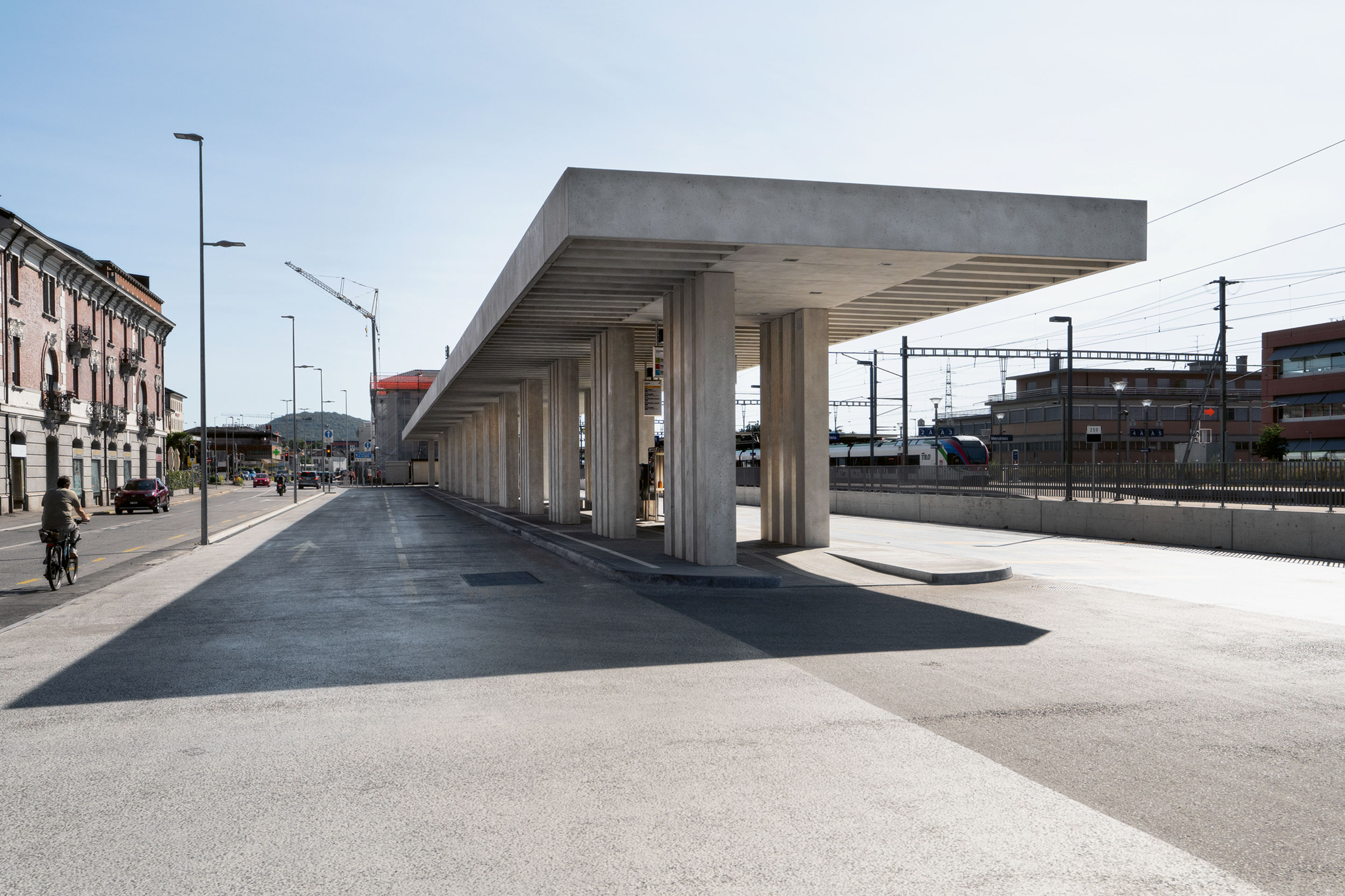 Il nodo intermodale di Mendrisio (2014-2021) di Bassi Carella Marello Architectes