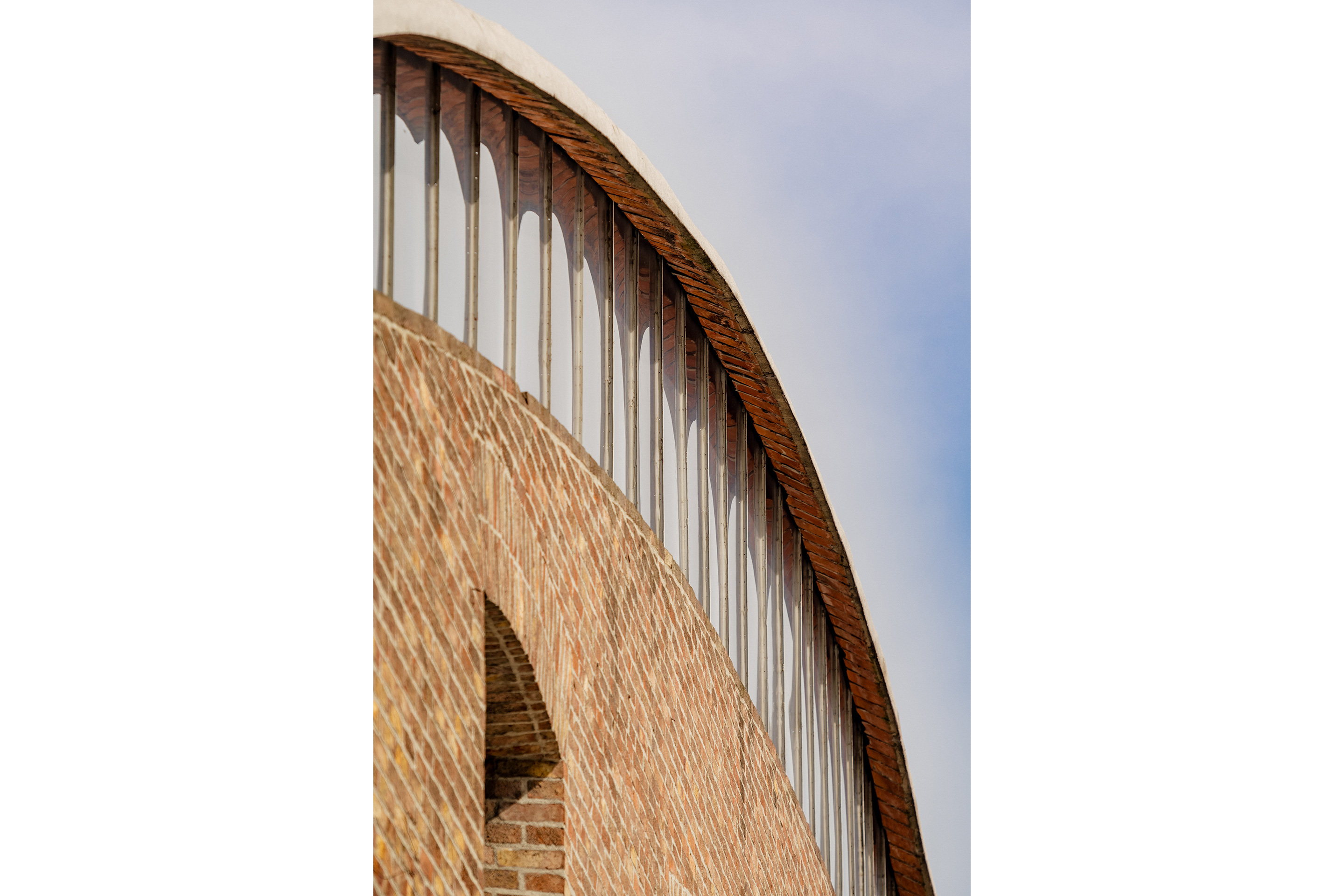 Eladio Dieste, Deposito Herrera y Obes, Montevideo, 1976-79, volte gaussiane