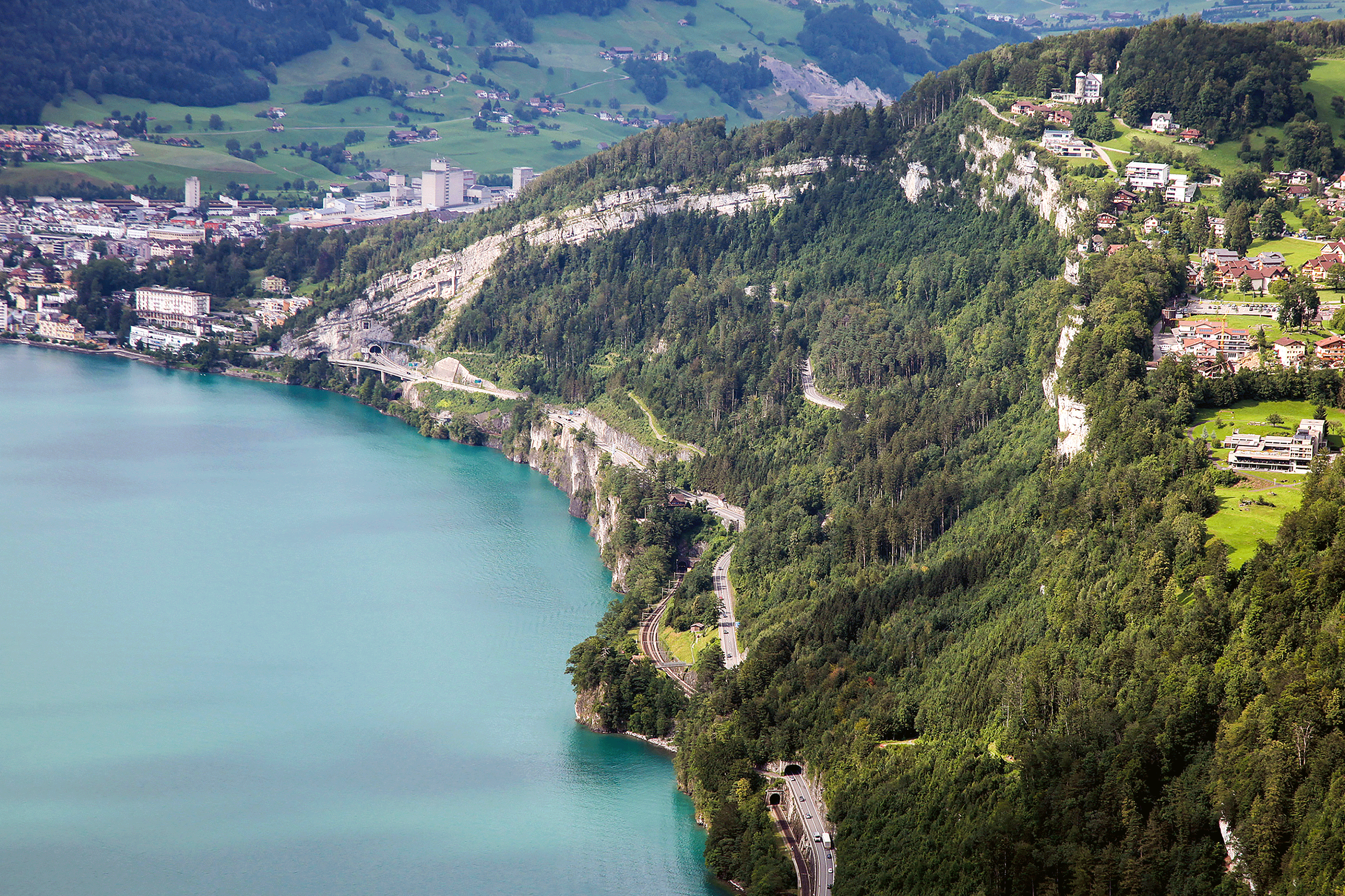 Axenstrasse-Achsen-Urnersee-Tunnel-1