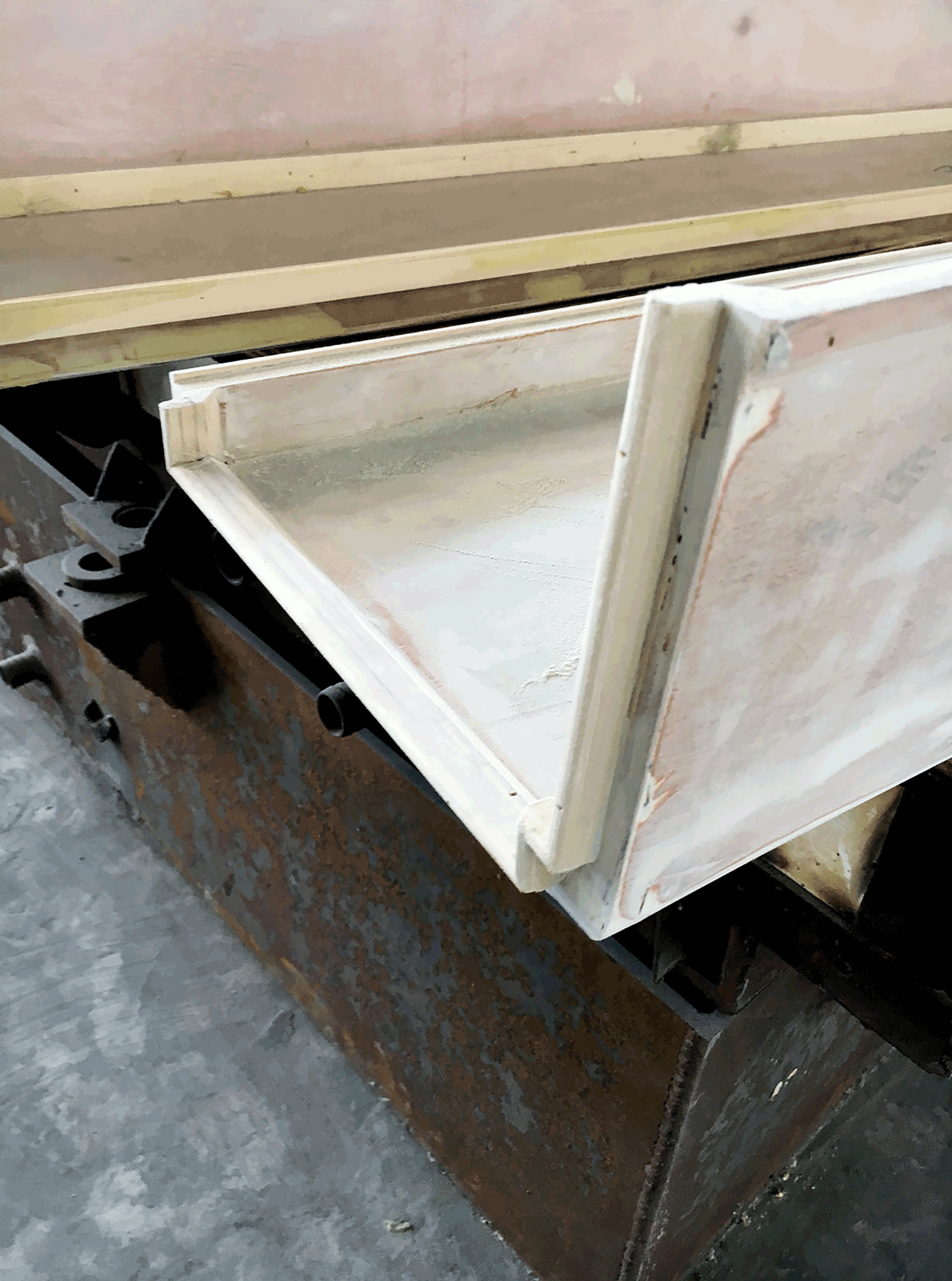 Zusatzmaterial-Bucherer-Zuercher-Bahnhofstrasse-edle-Materialien-Sandguss-42