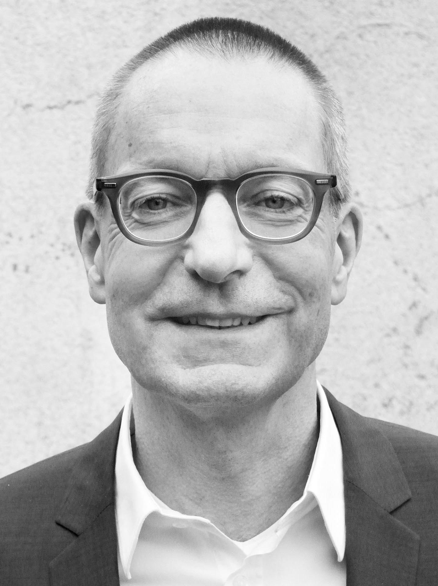 Ueberbauung-Maag-Areal-Zuerich-West-Portrait-Alain-Thierstein.jpg