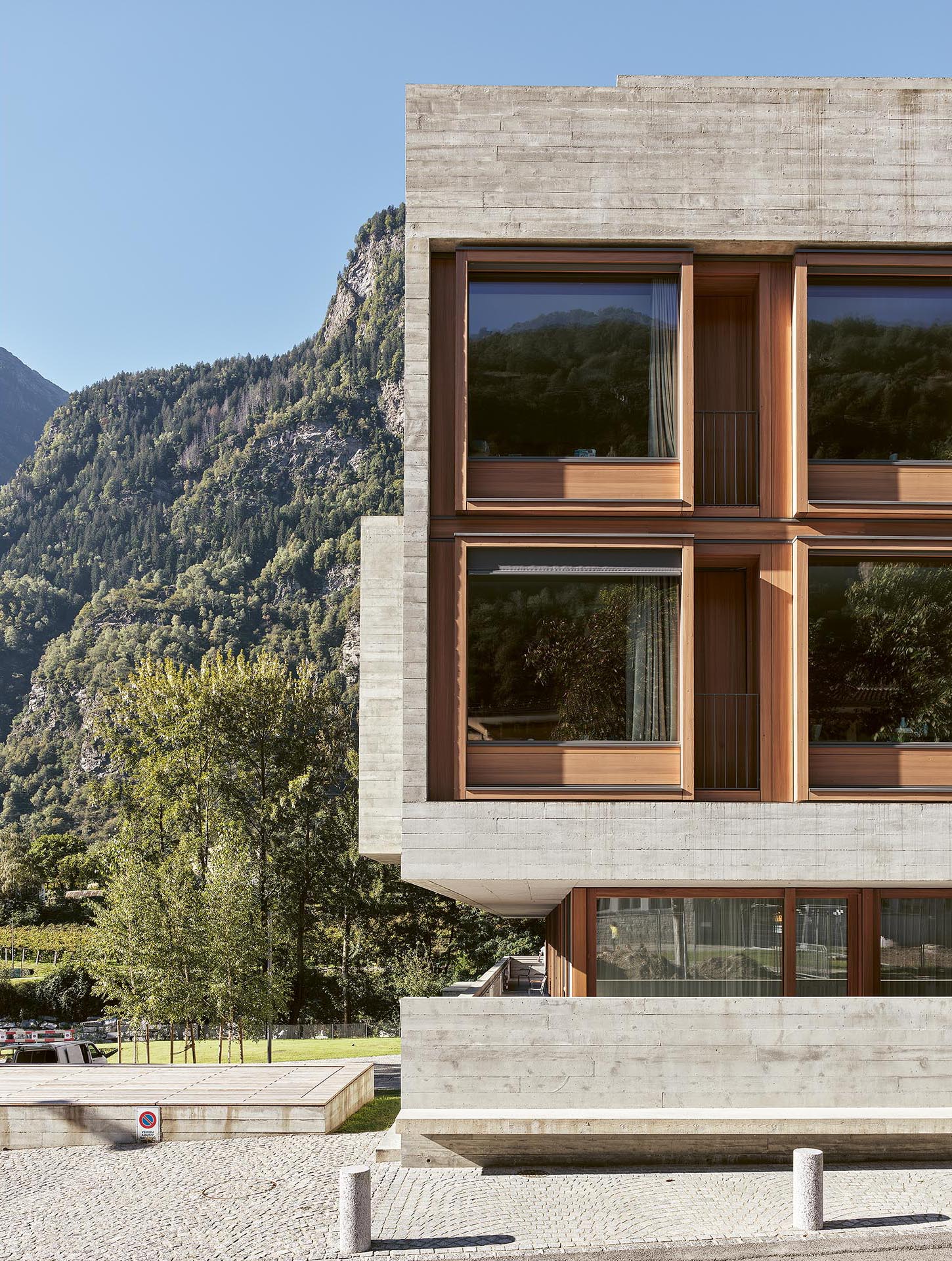 Baukultur-casa-anziani-dei-comuni-di-leventina-A.jpg