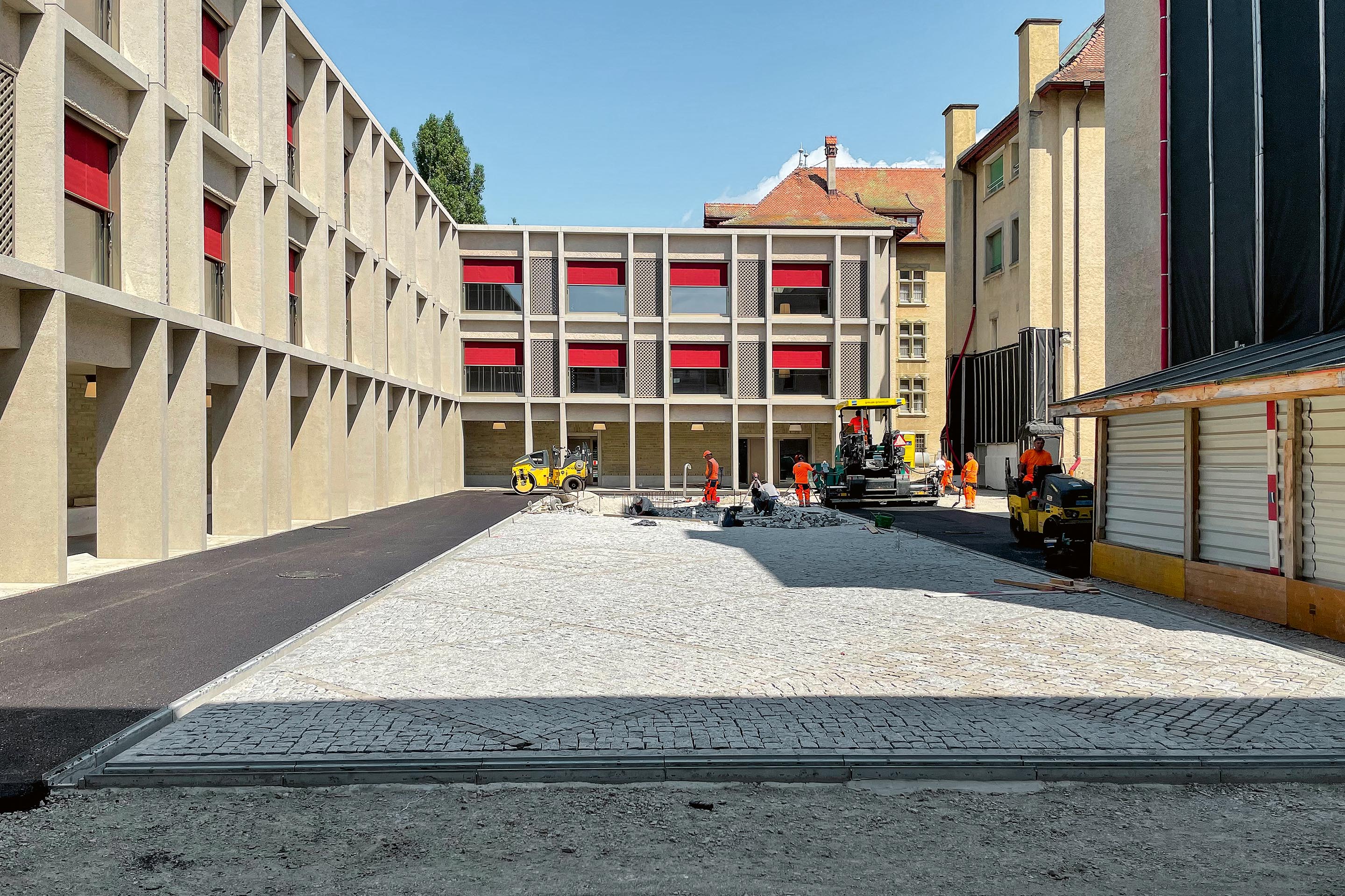 Schule-Estavayer-Bau