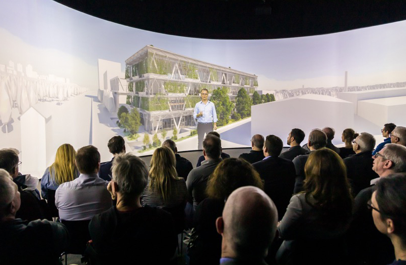 Im iRoom zeigt ein Film die Entstehung von sieben Prototypen für das «High Performance Building».