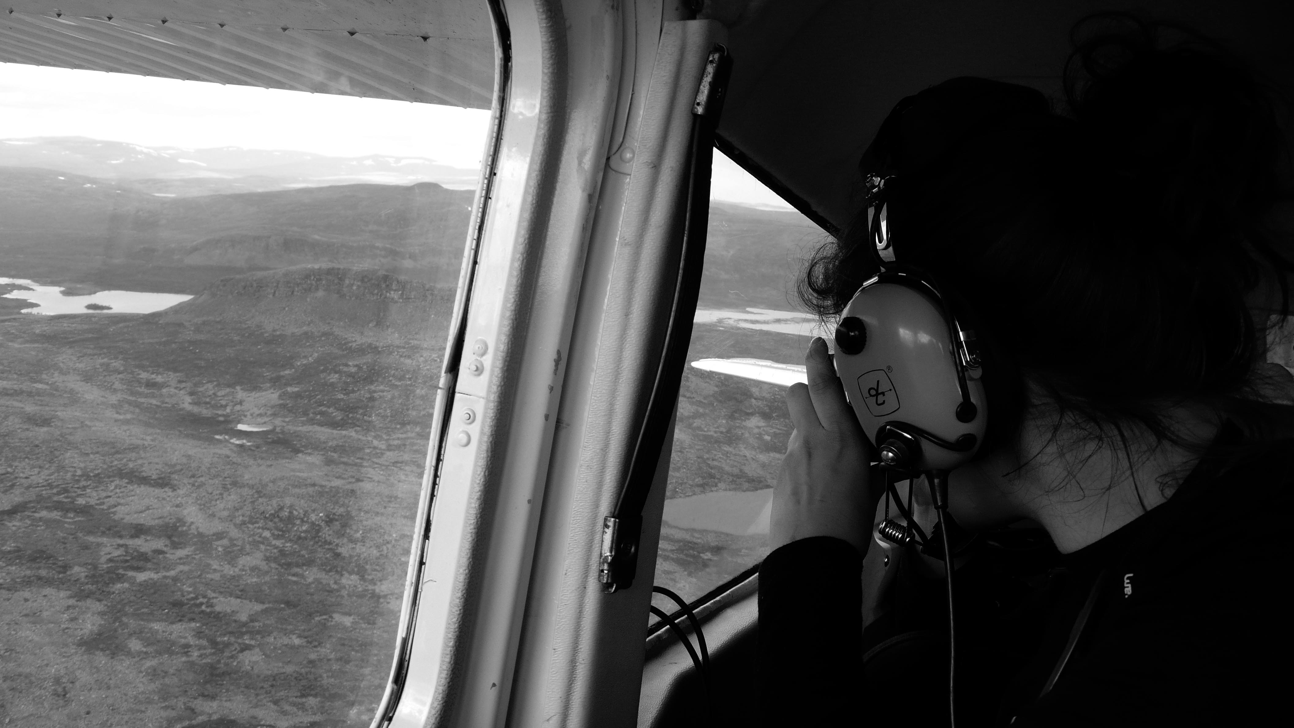 Photo de Márcia Nascimento survolant le Monument Saivaara