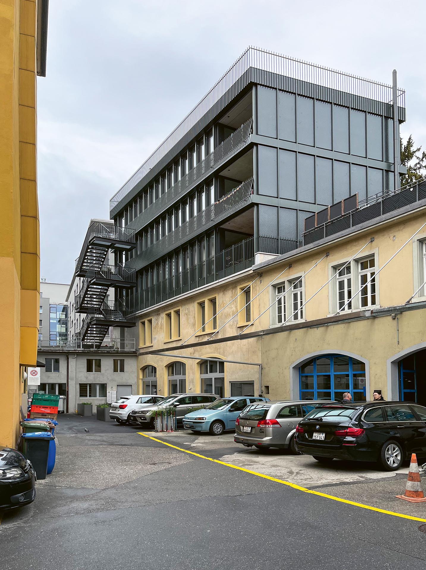 Aufstockung-Werkstattzeile-Luzern-Minimalismus-4.jpg