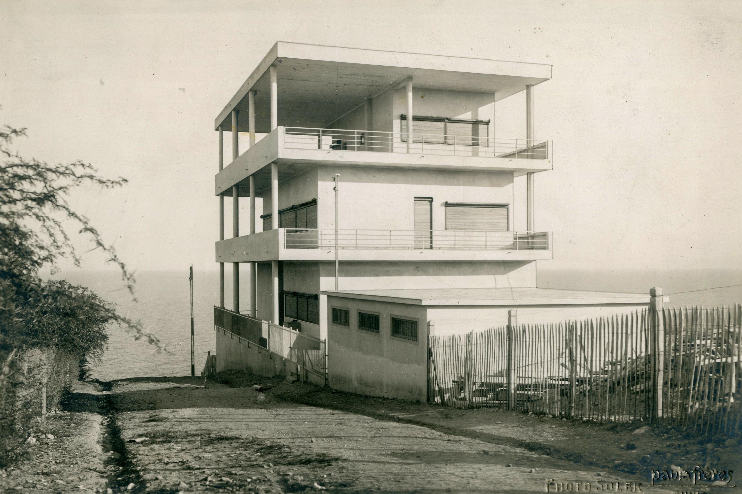 Villa-de-Carthage-le-corbusier-afrique-méditerranée-E.jpg