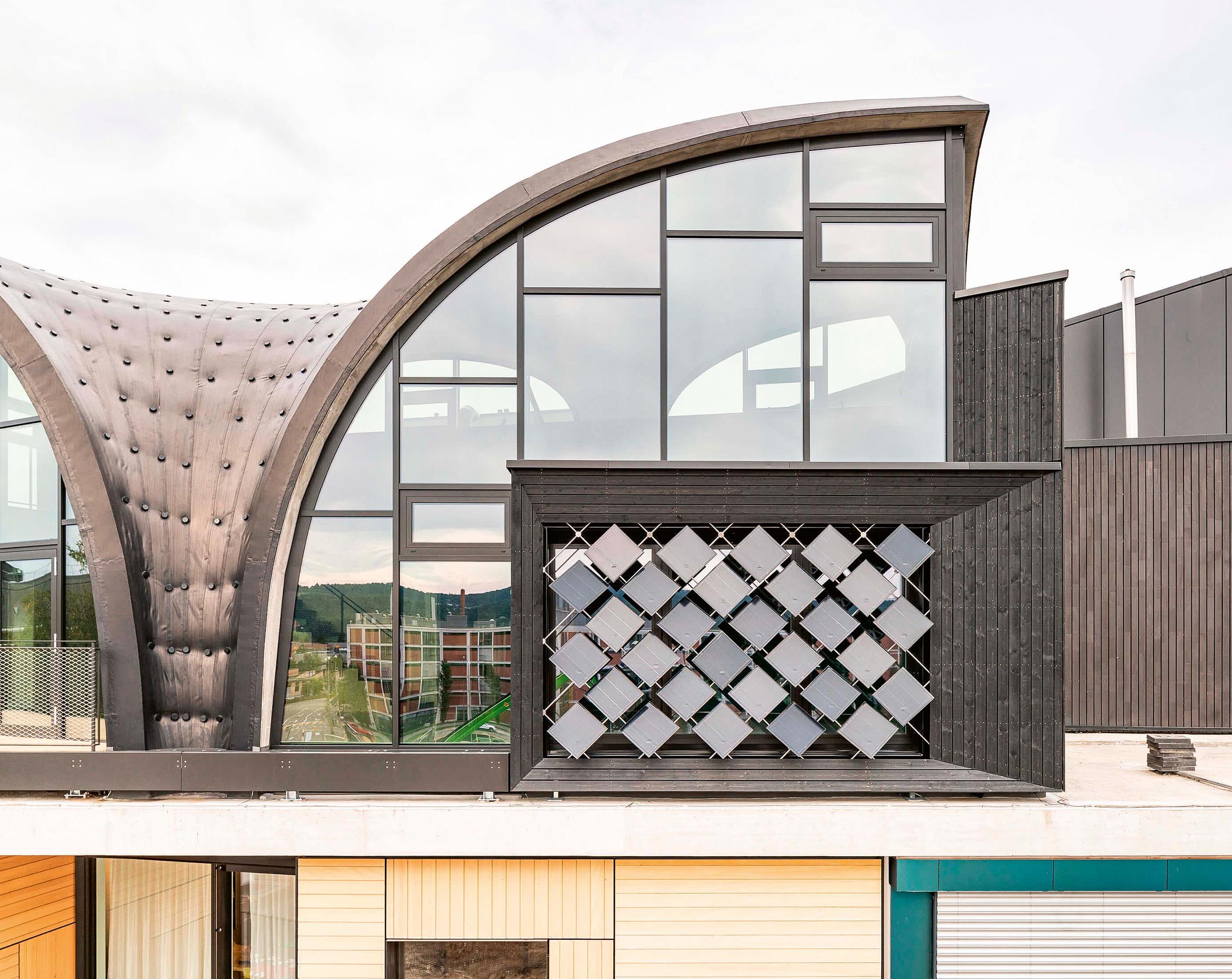 Fassade-Glasfassade-adaptive-Solarfassade-EMPA-HiLo.jpg