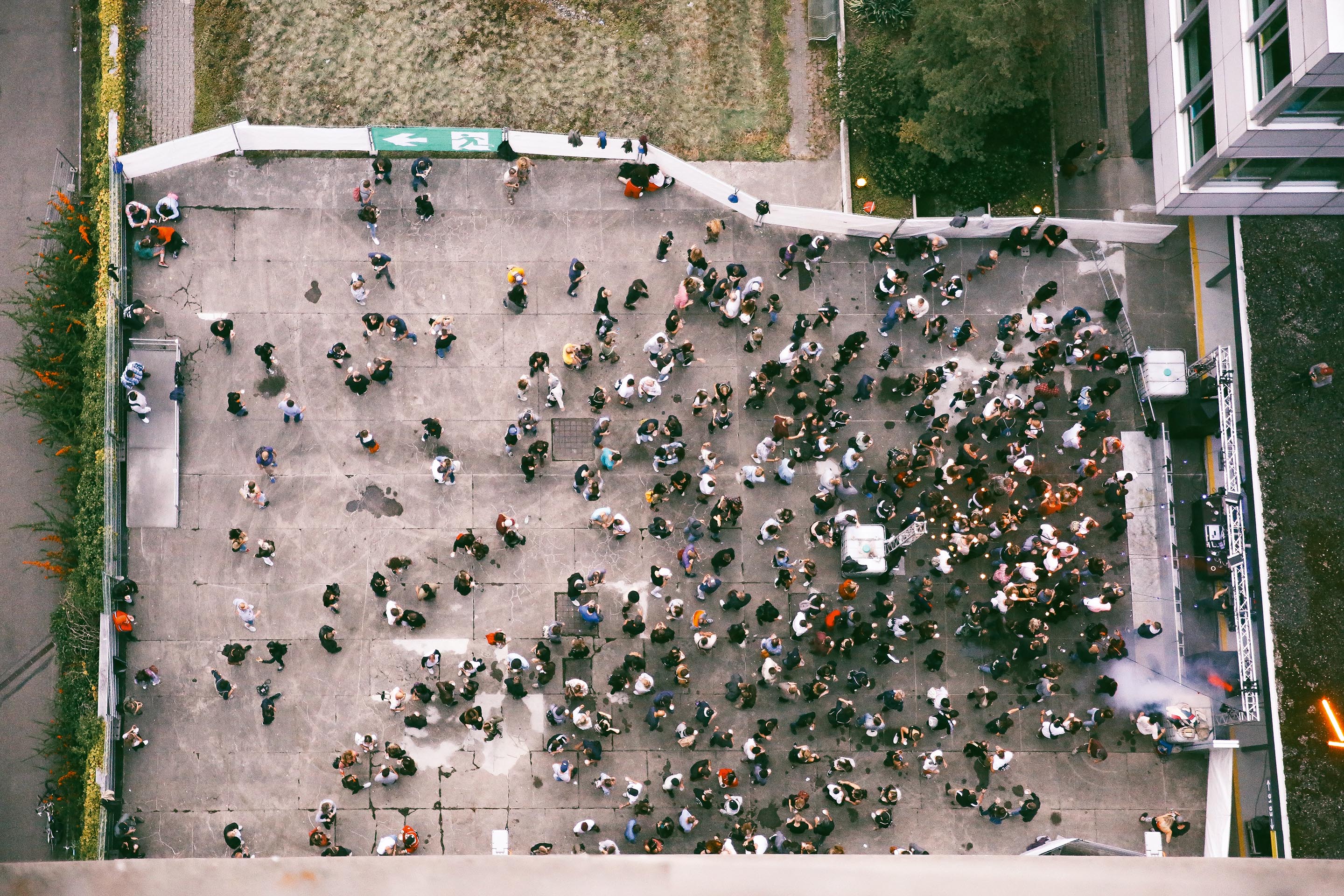 Rave party sur le toit de l’immeuble organisée par Fraktion Tanz, septembre 2018.