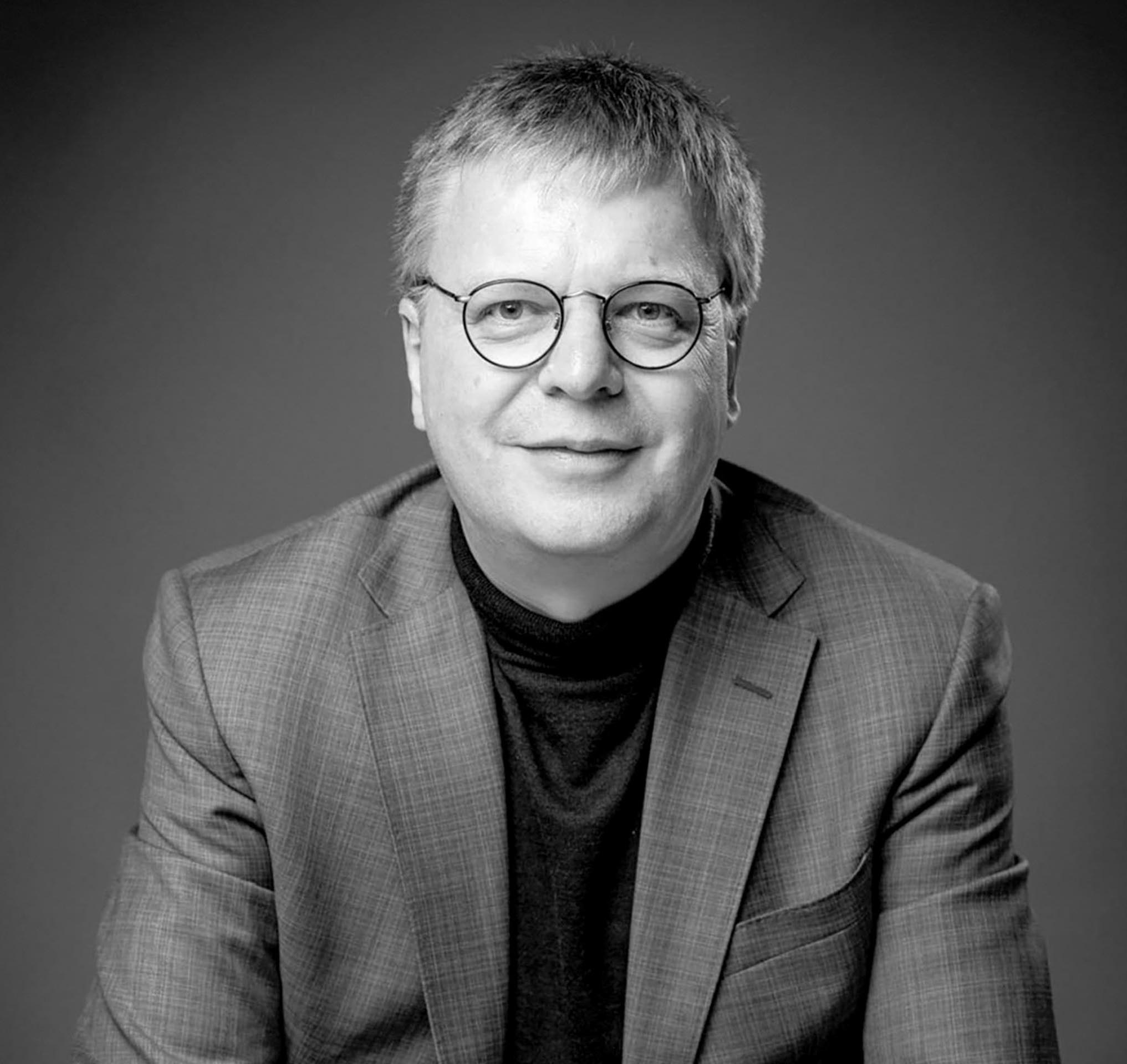 Christoph Maurer, MSc en architecture EPFZ / SIA et associé auprès  de Conrealis AG, a été élu président de la Commission centrale pour la gestion de l’information (ZI) fin avril 2022.