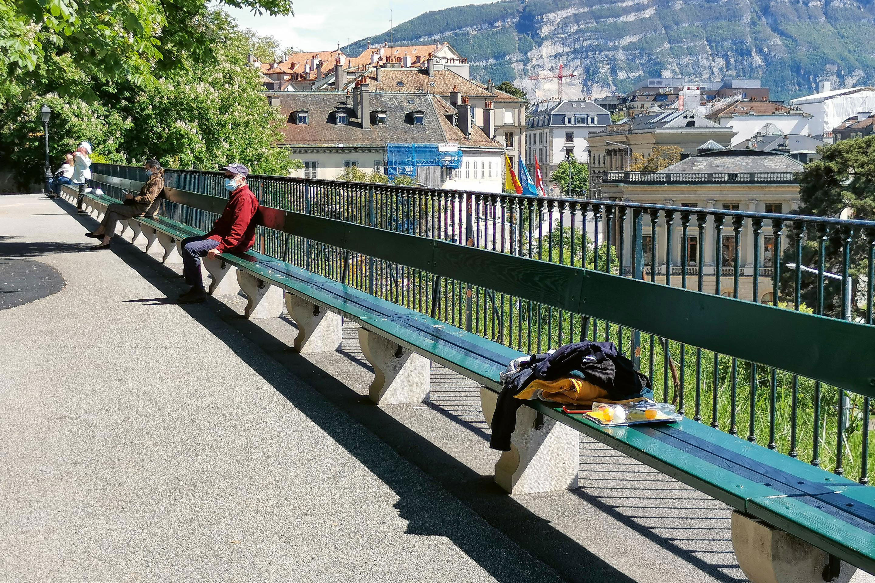 Inventaire de bancs issu de la carte banc’aire réalisée par l’association Bankkultur (secrets-bancaires.ch). Emplacement, accessibilité, environnement de proximité, cet inventaire permet la diffusion d’une culture des bancs.