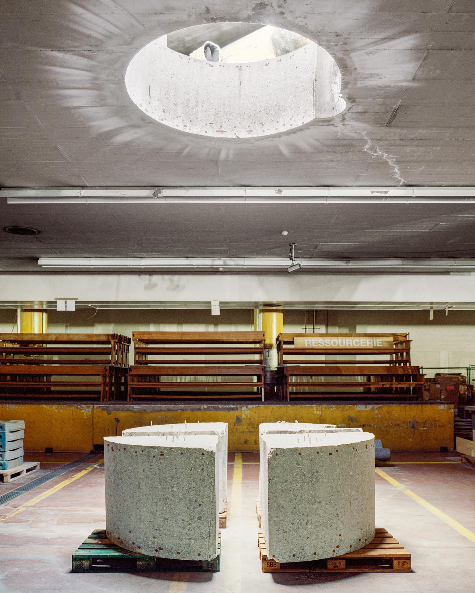 Labor Bivouac, juin 2021: intervention des architectes GailingRickling sur le bâtiment de la Rasude, à Lausanne, et projet de ressourcerie en collaboration avec l’association Matériuum.