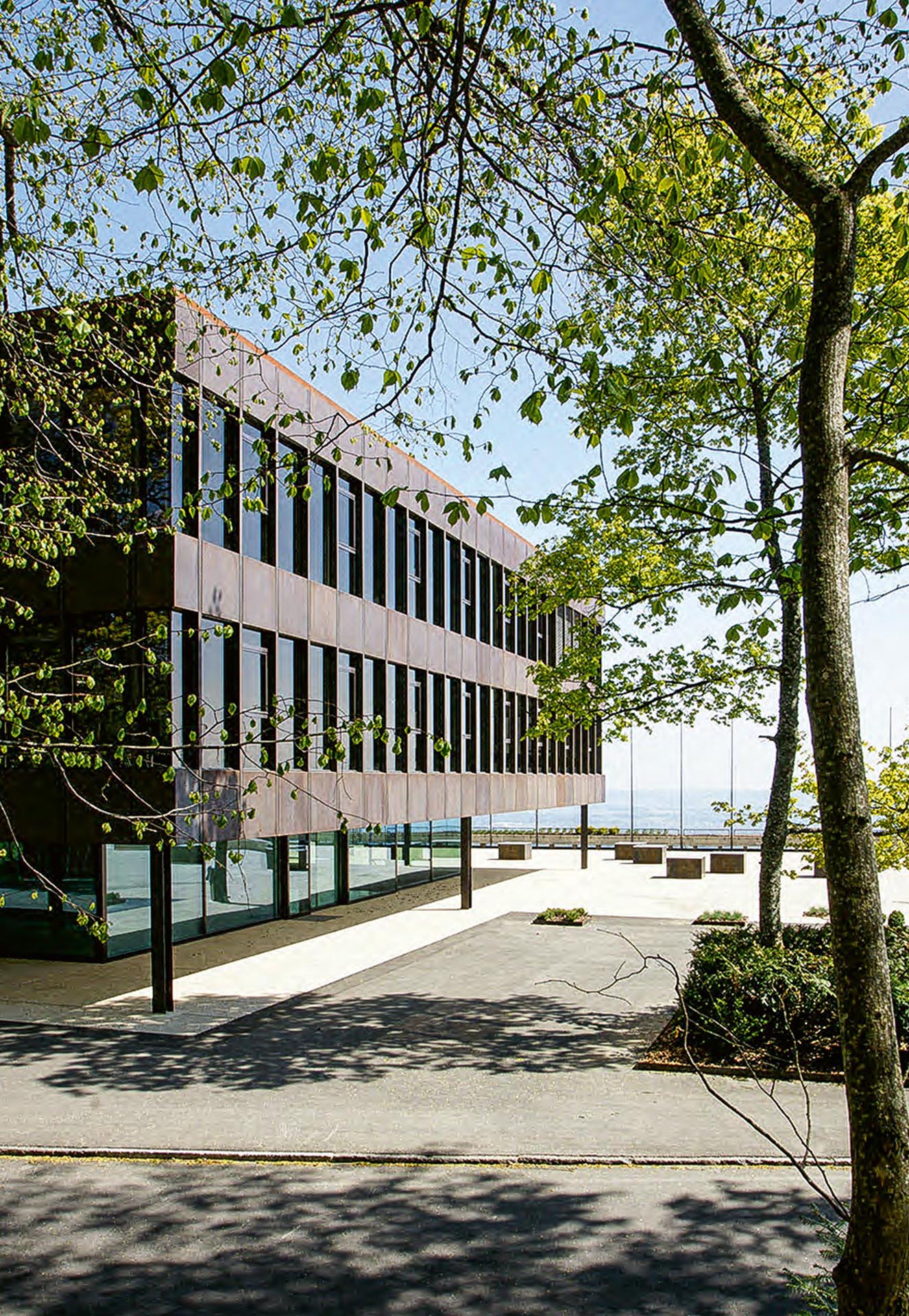 Bâtiment principal de l’Office fédéral du sport, Macolin, 1970, architecte Max Schlup.