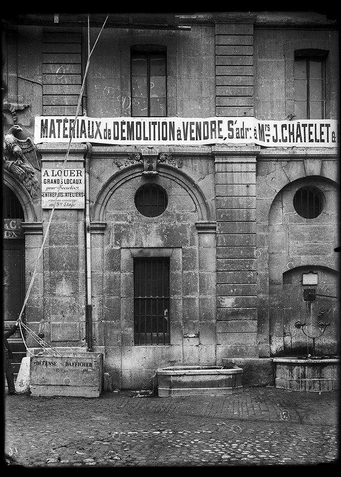 Démolition du grenier de Rive à Genève, 1898 (Fred Boissonnas, BGE – Bibliothèque de Genève)