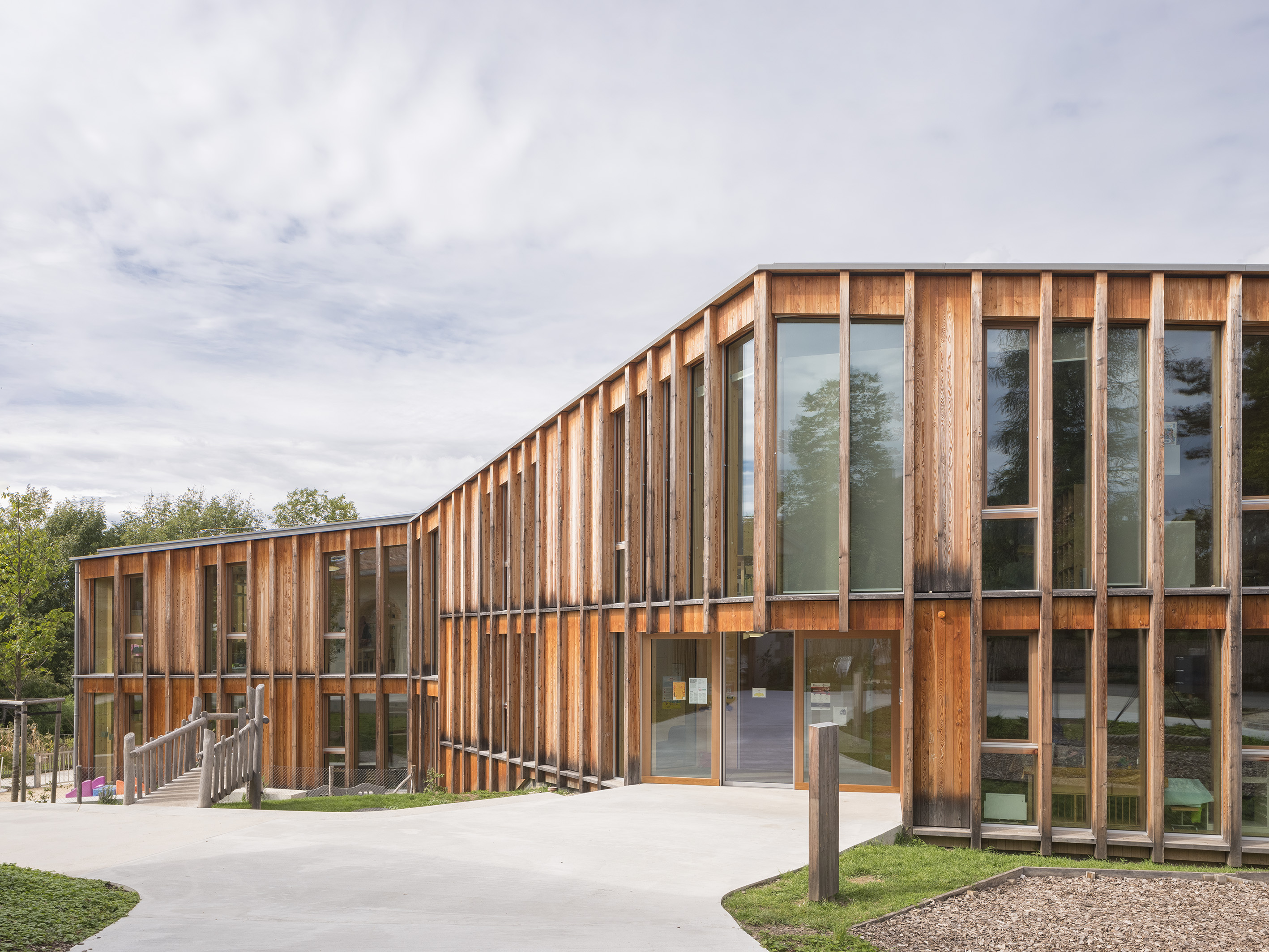 Crèche tournesol, Commune de Renens, Atelier Pulver architectes et L’Atelier du Paysage, Lausanne