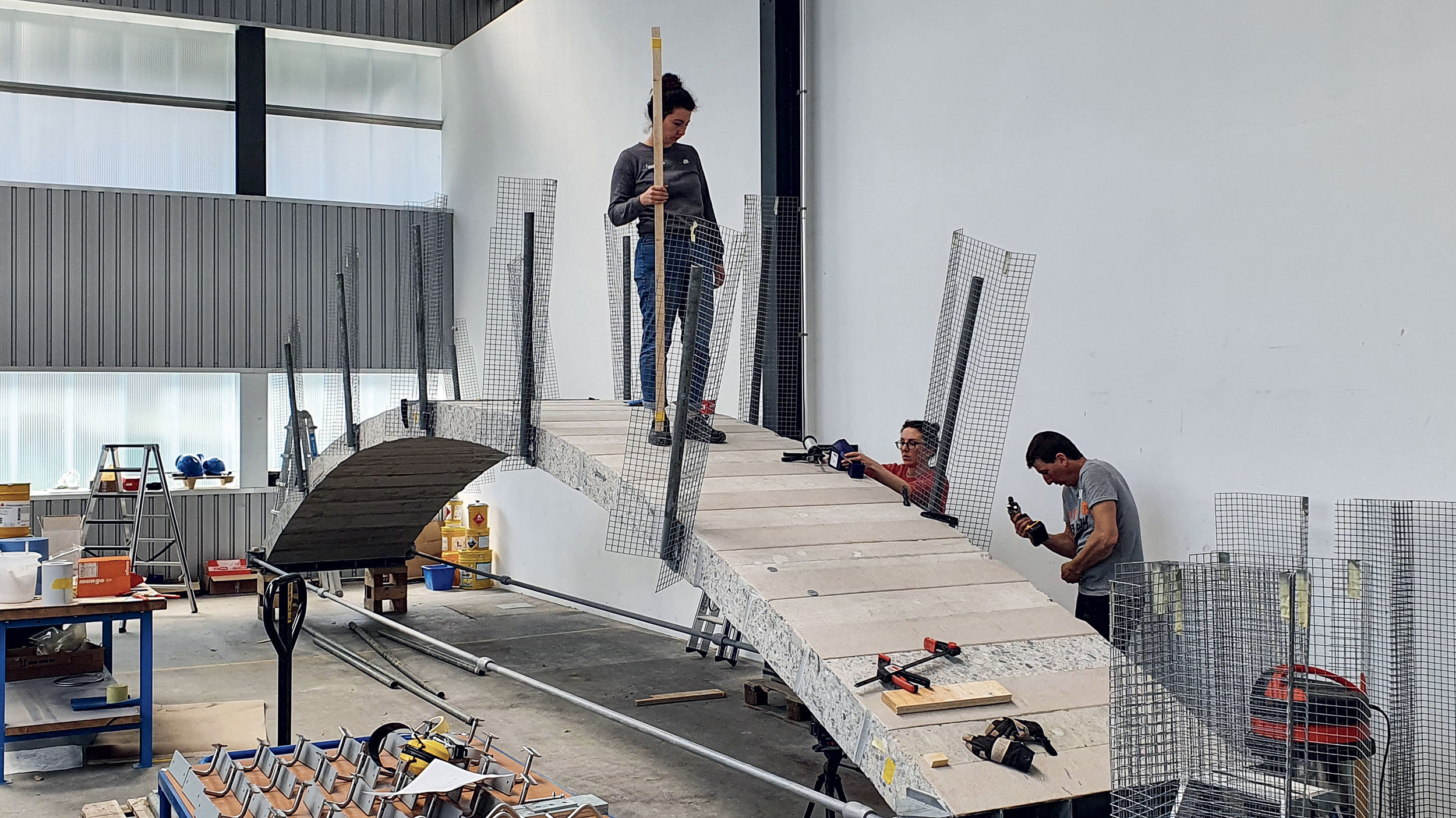 Pose de garde-corps (EPFL)