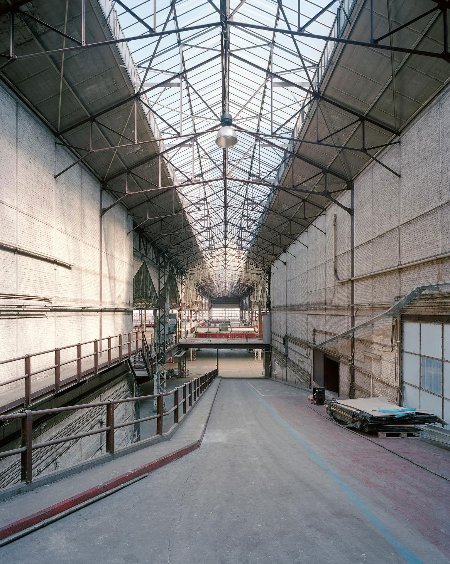 The car dealership and car factory together have a footprint of 20,000 square meters. Only individual areas will be air-conditioned as a museum.