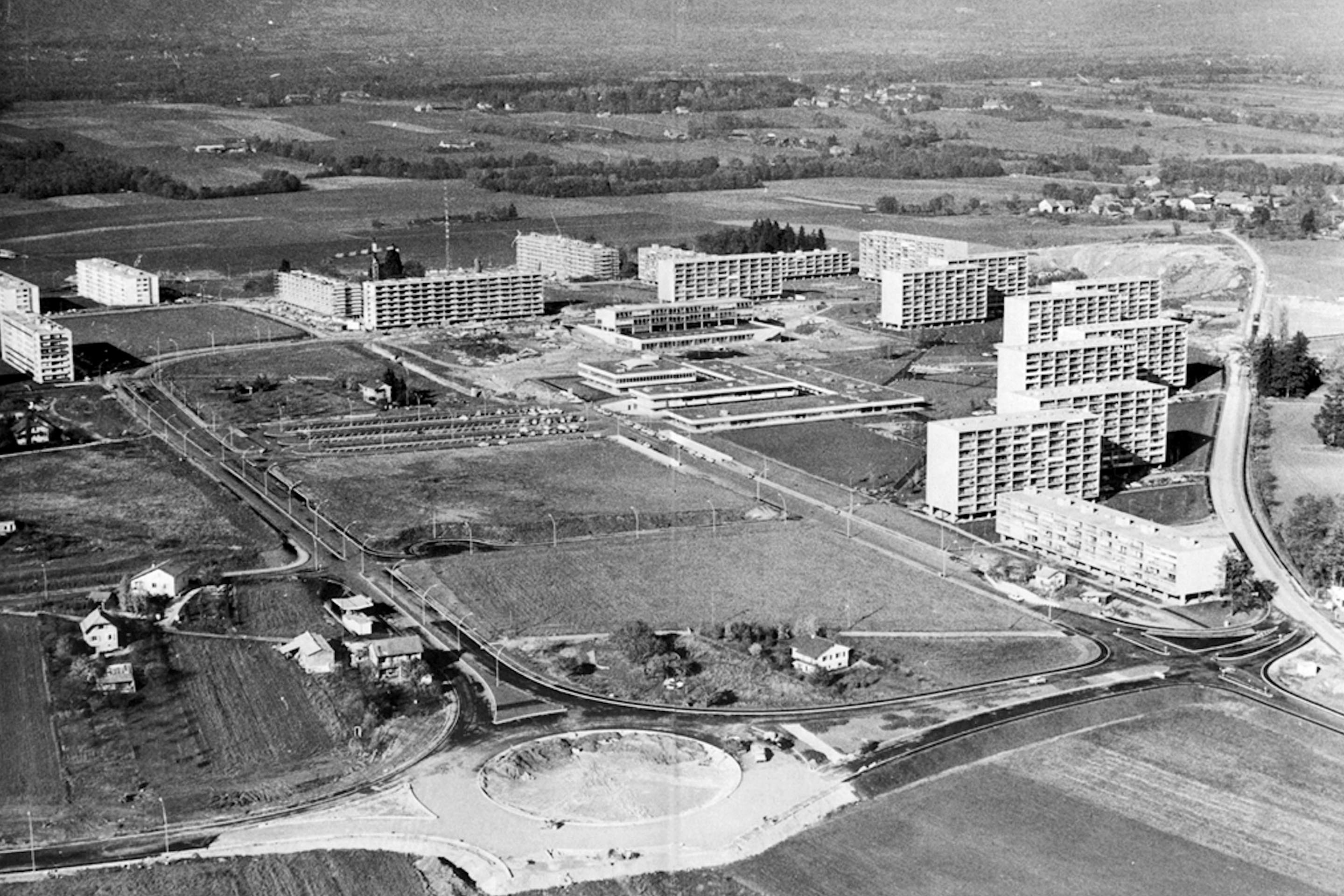 Trois nouvelles cités programmées dans le cadre du Plan Marais et construites à partir des années 1960: Meyrin Parc.