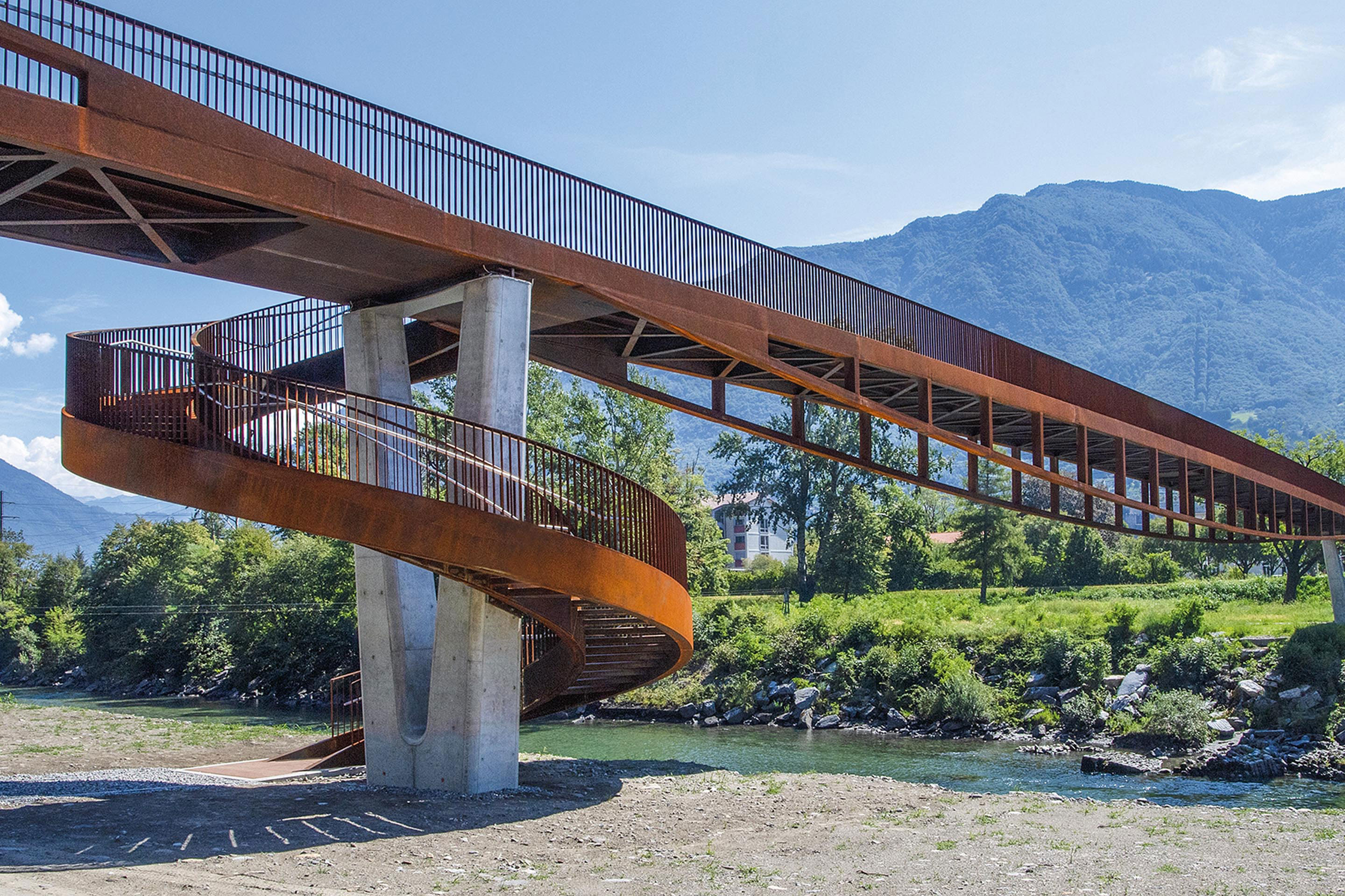 Passerella-torretta-bellinzona-C.jpg