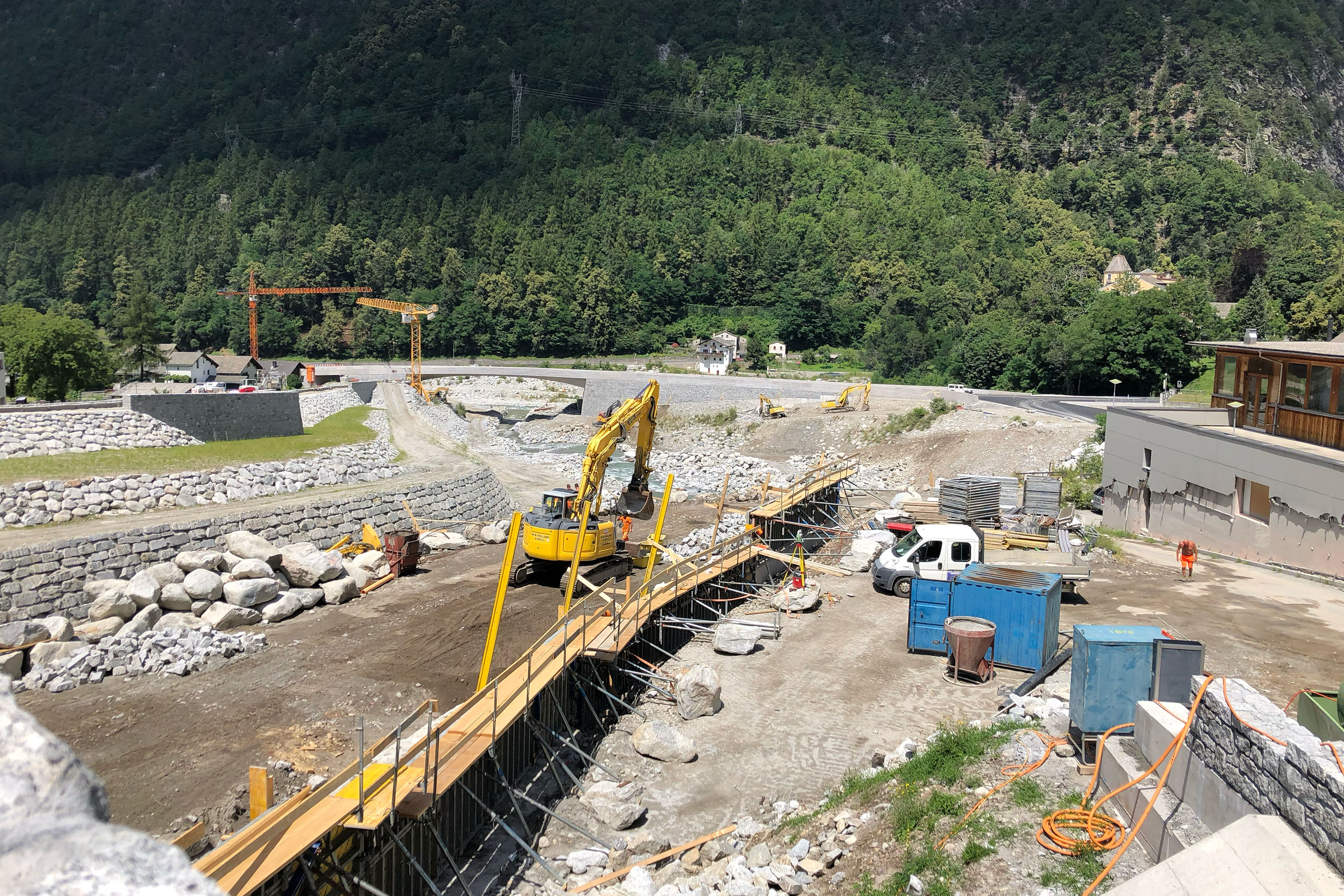 wiederaufbau-bondo-baustelle
